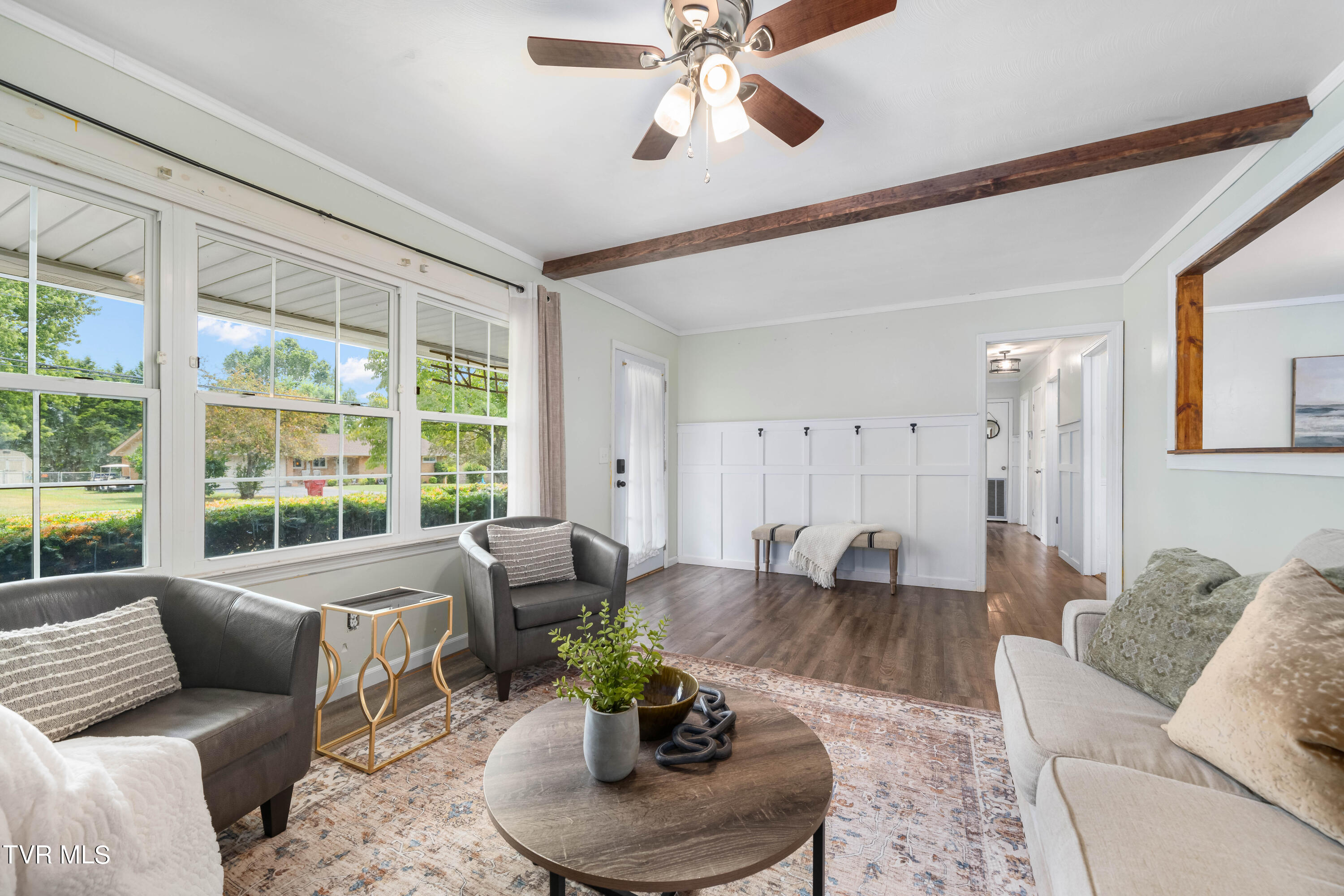 2410 Circleview Drive