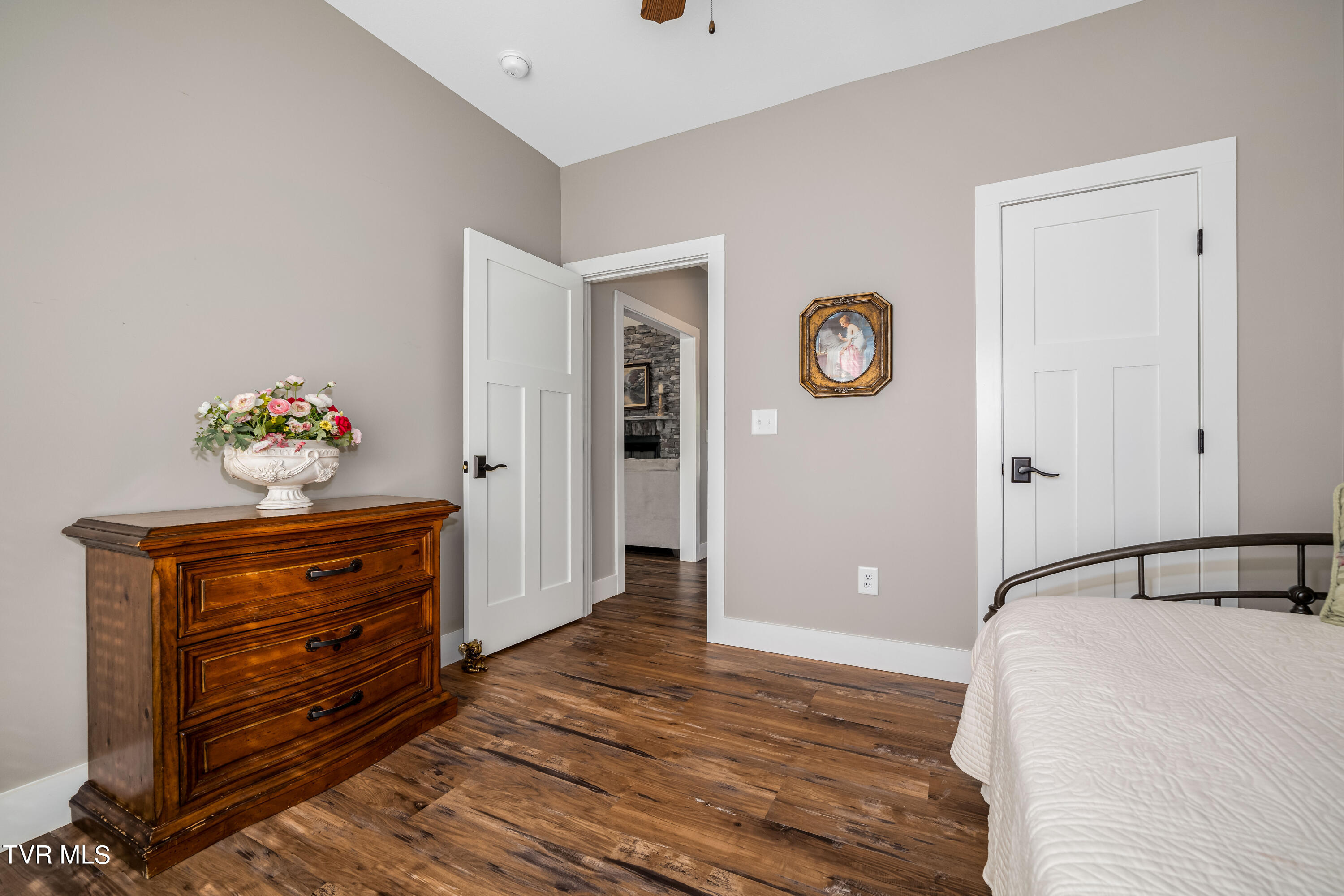 1008 Shadyside Drive