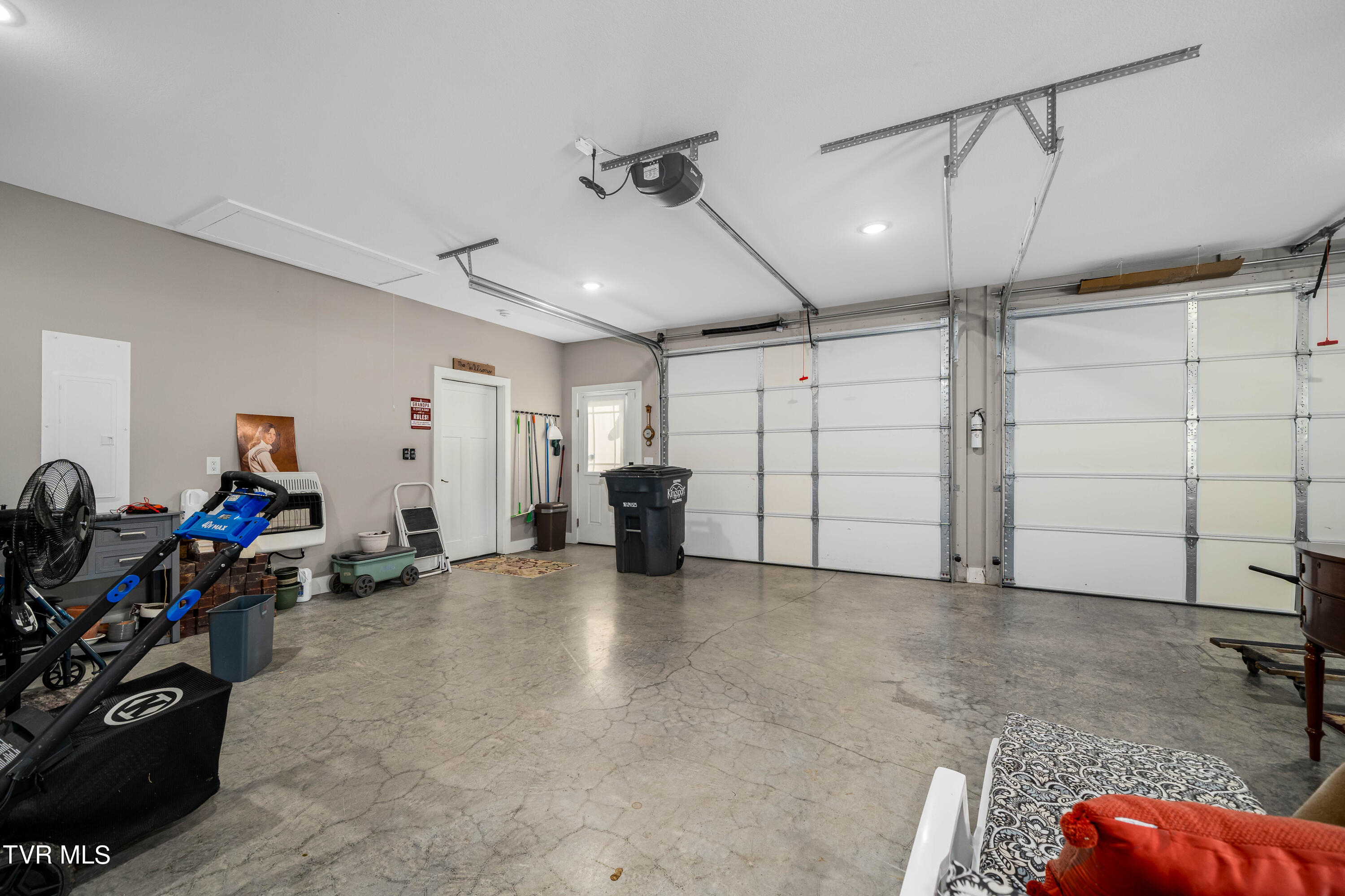 1008 Shadyside Drive