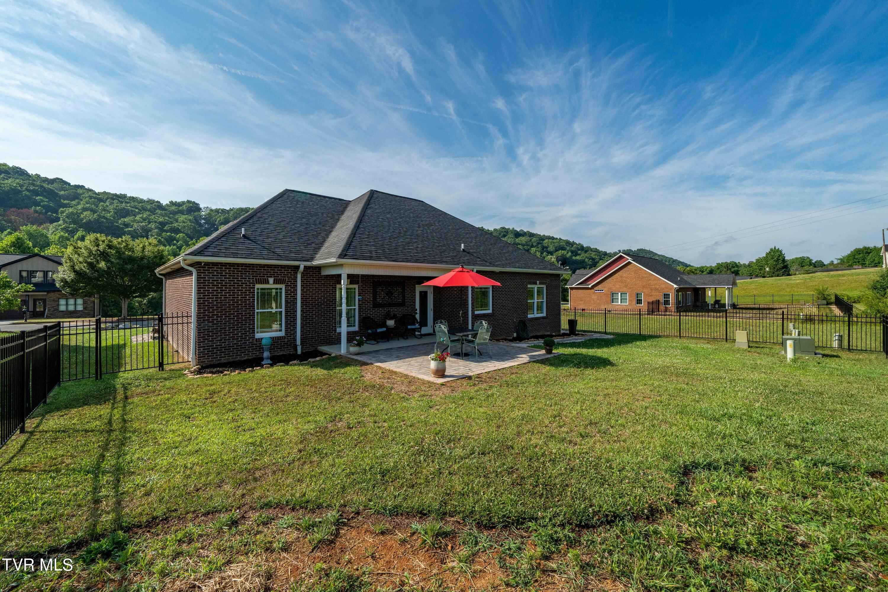 1008 Shadyside Drive