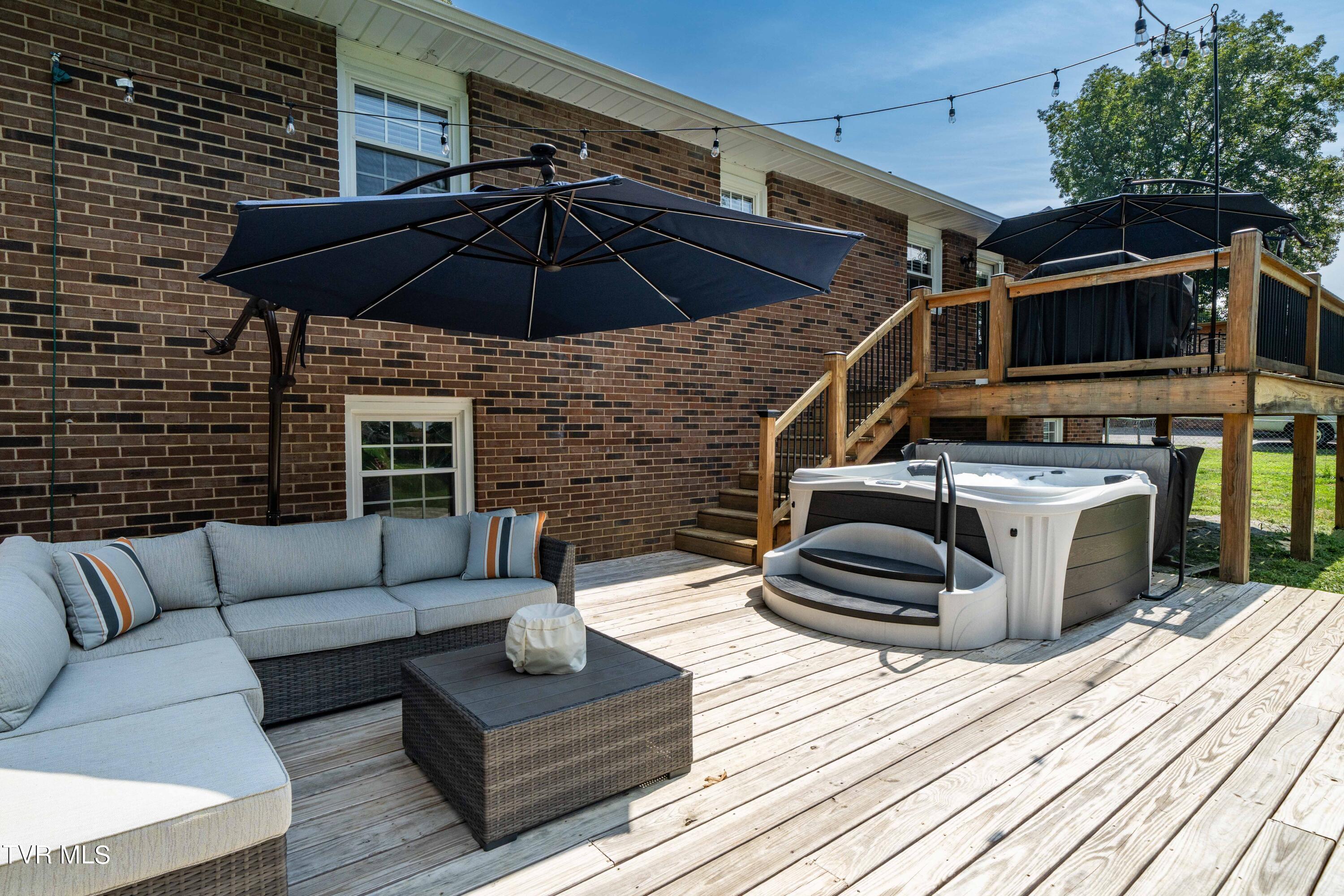 241 Nelson Avenue
