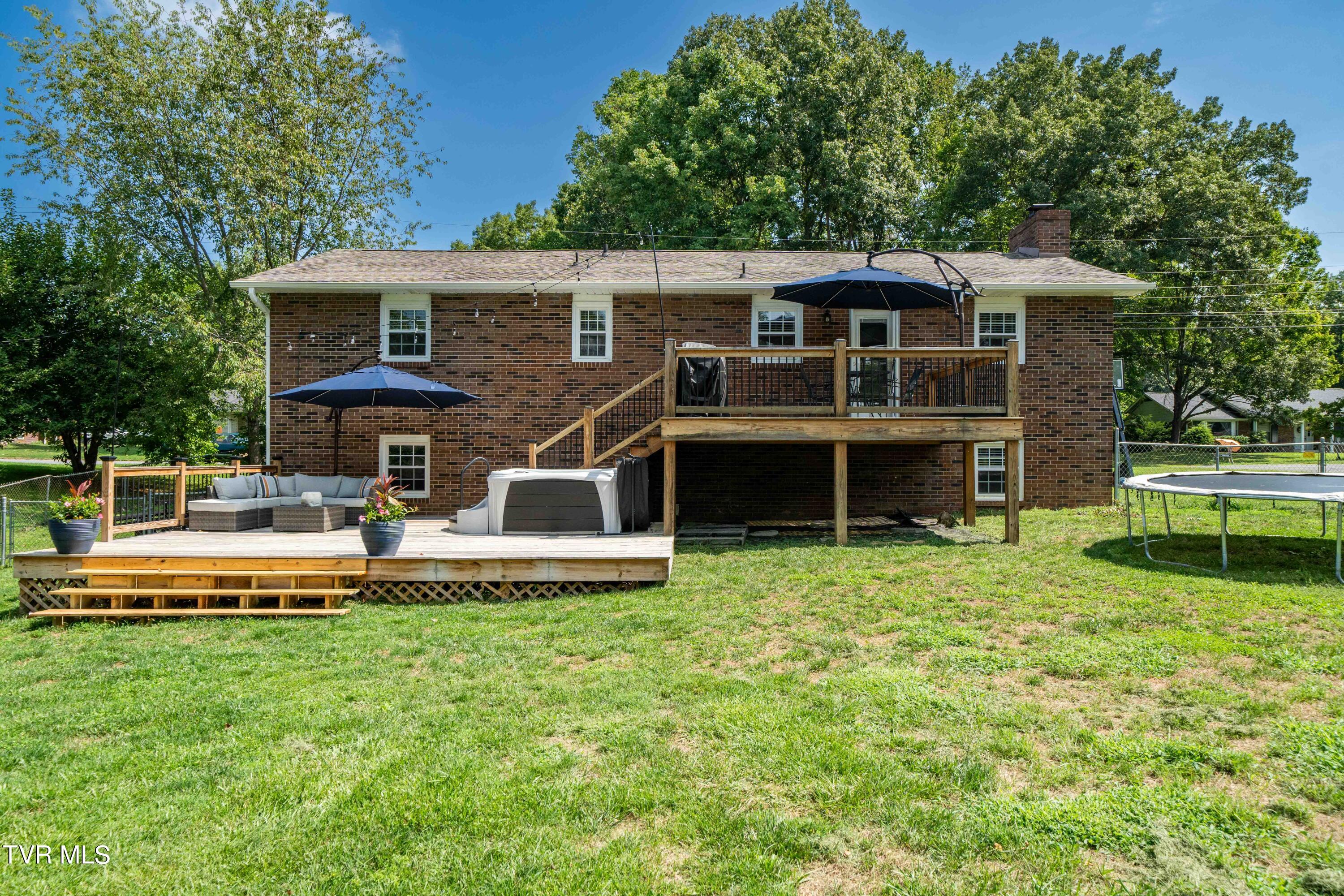 241 Nelson Avenue
