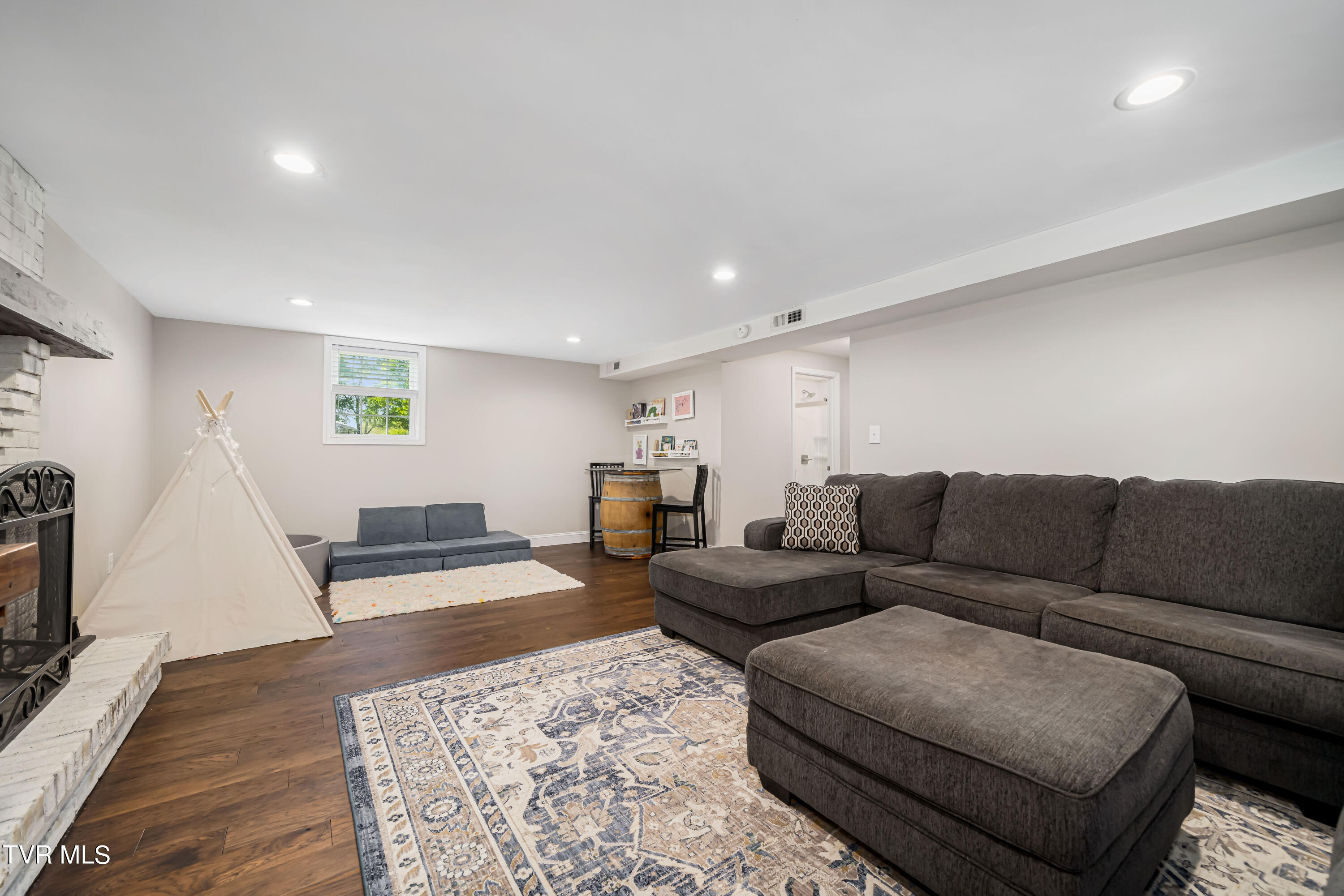 241 Nelson Avenue