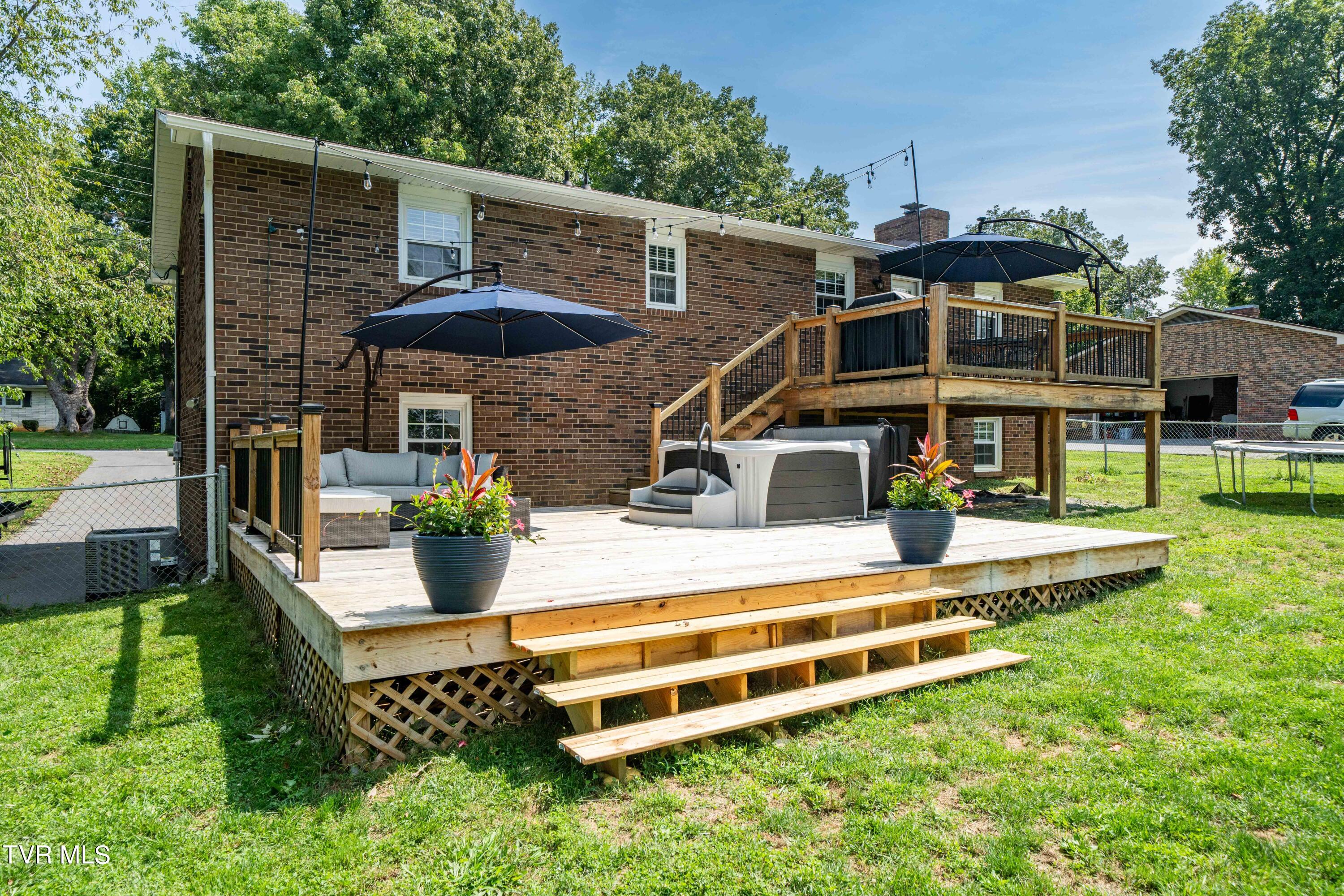 241 Nelson Avenue