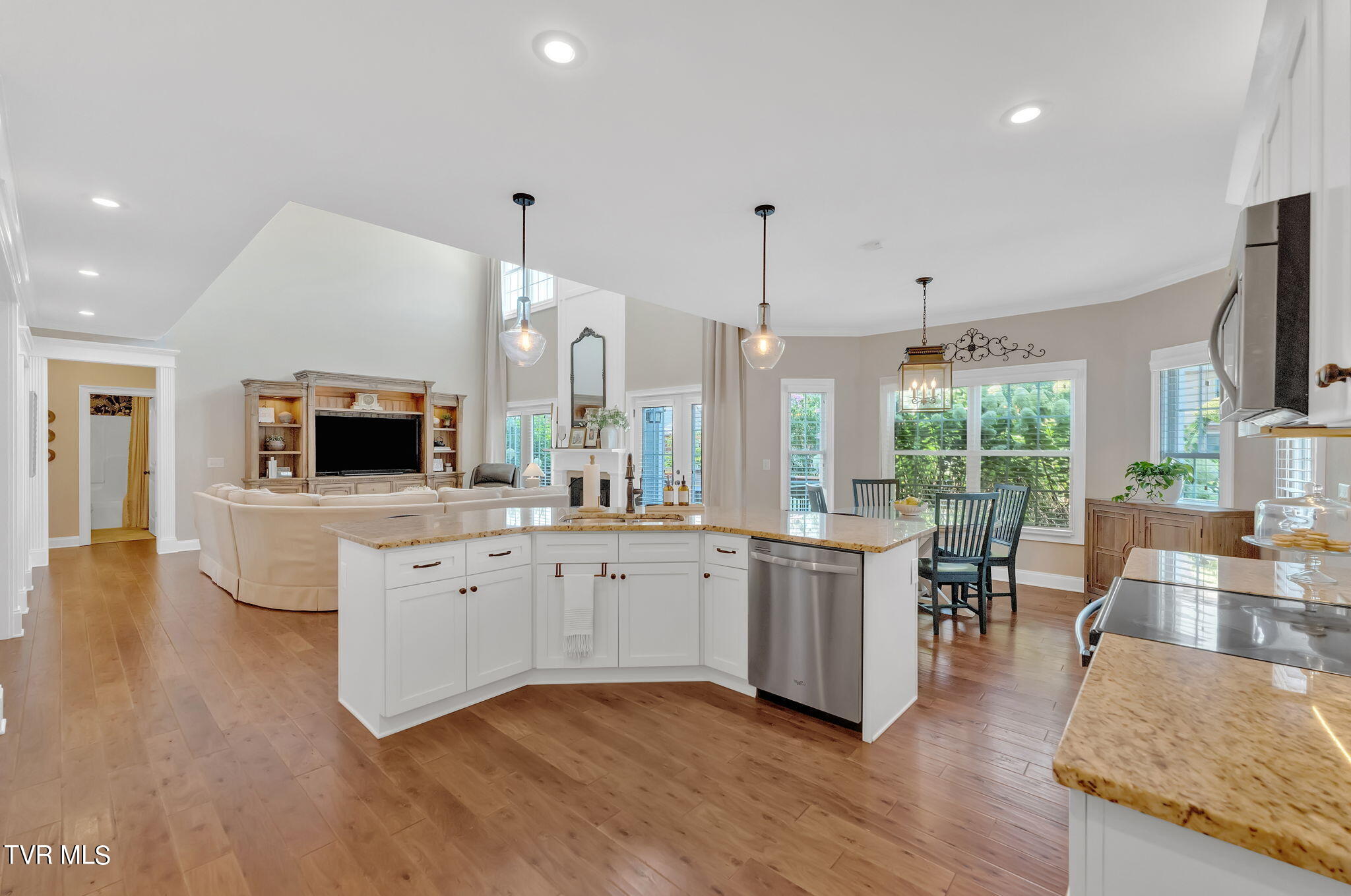 505 Oliver Approach