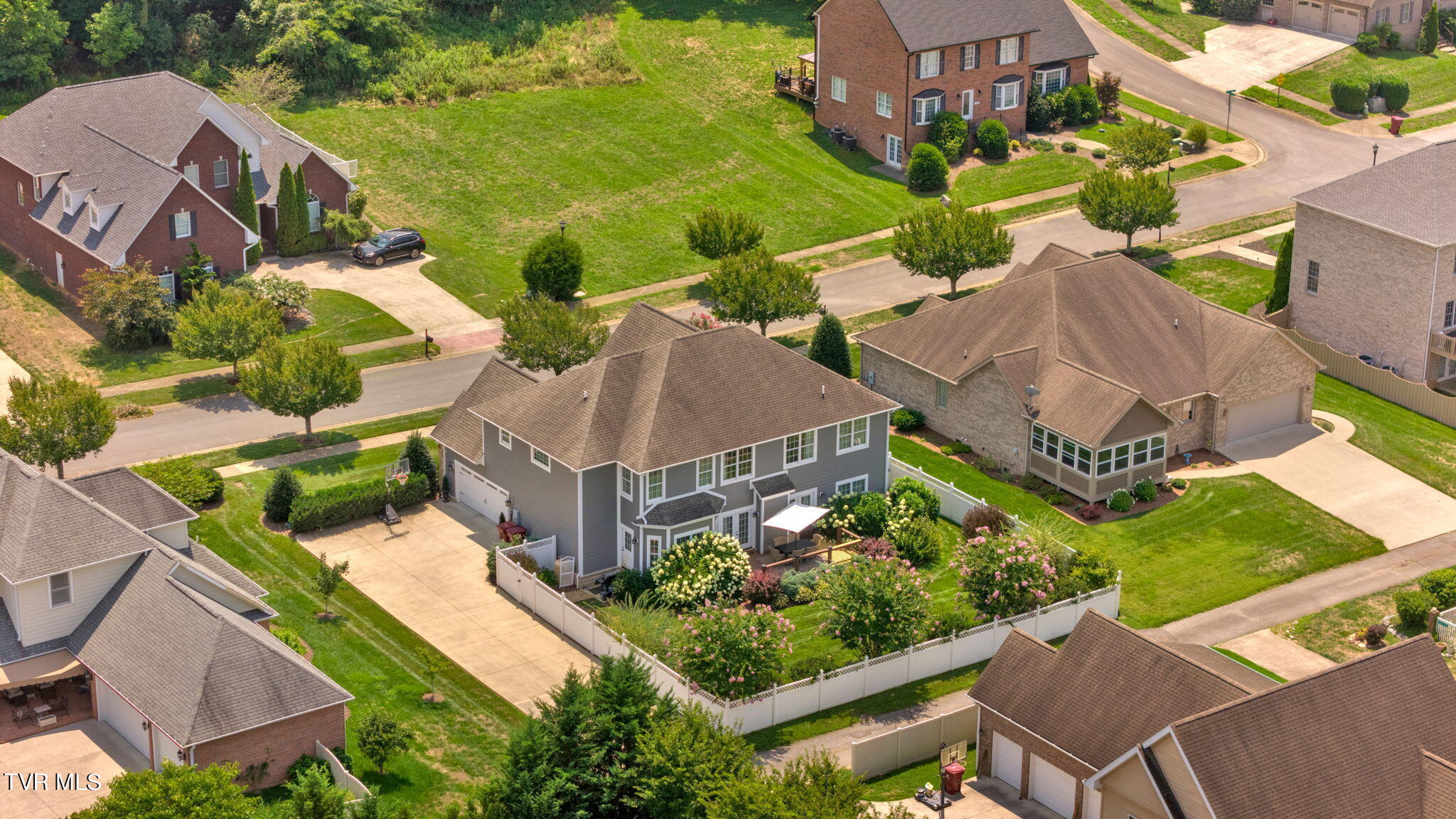 505 Oliver Approach