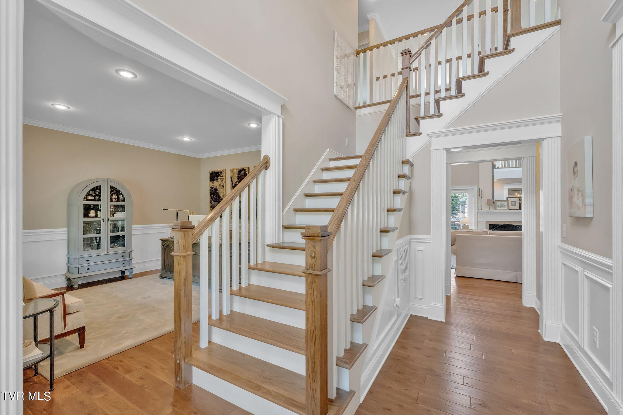 505 Oliver Approach