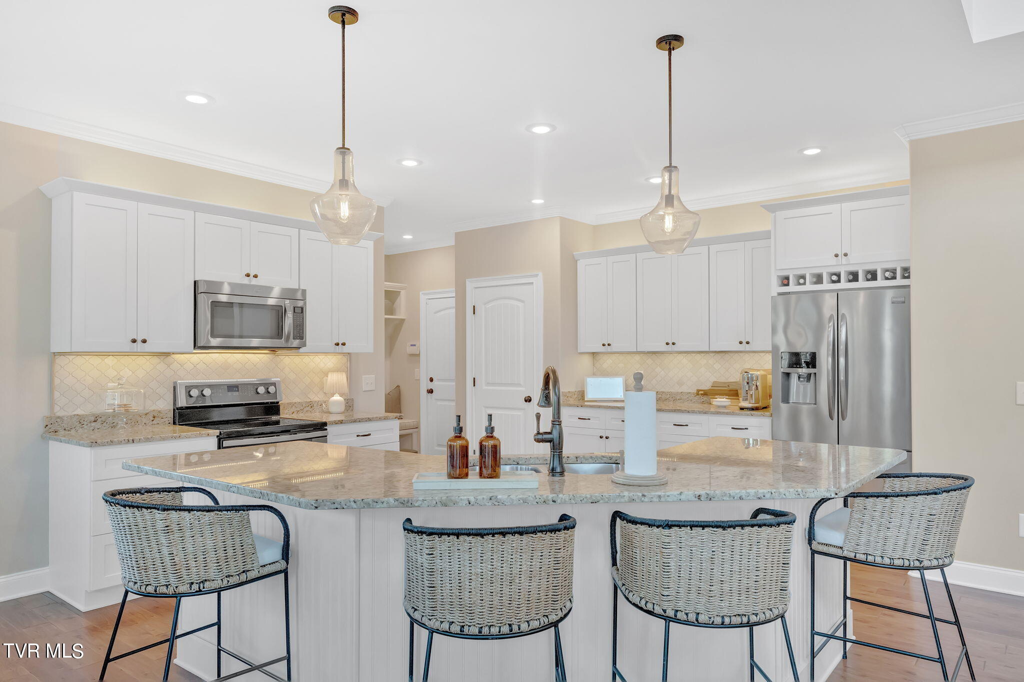 505 Oliver Approach