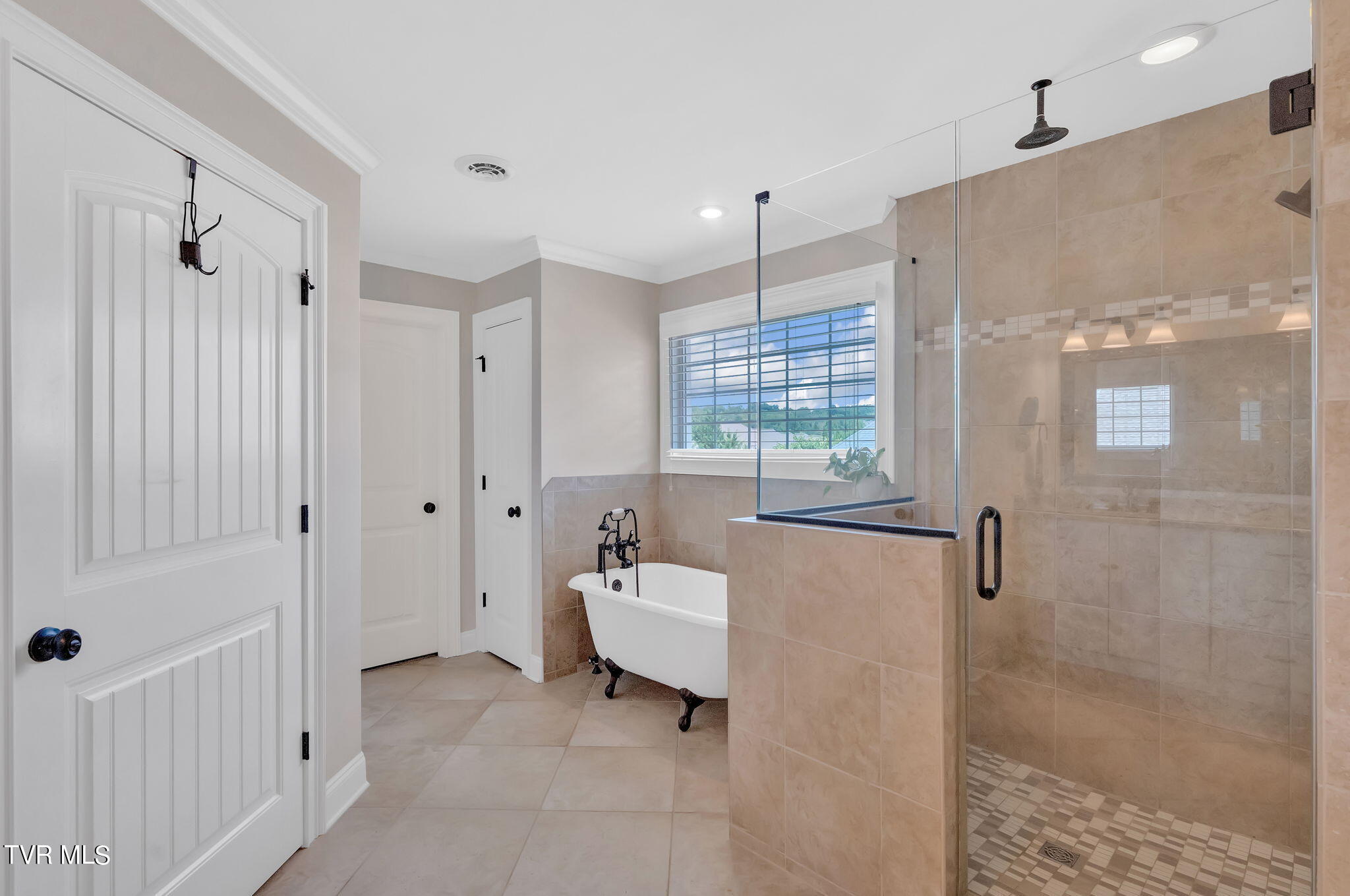 505 Oliver Approach