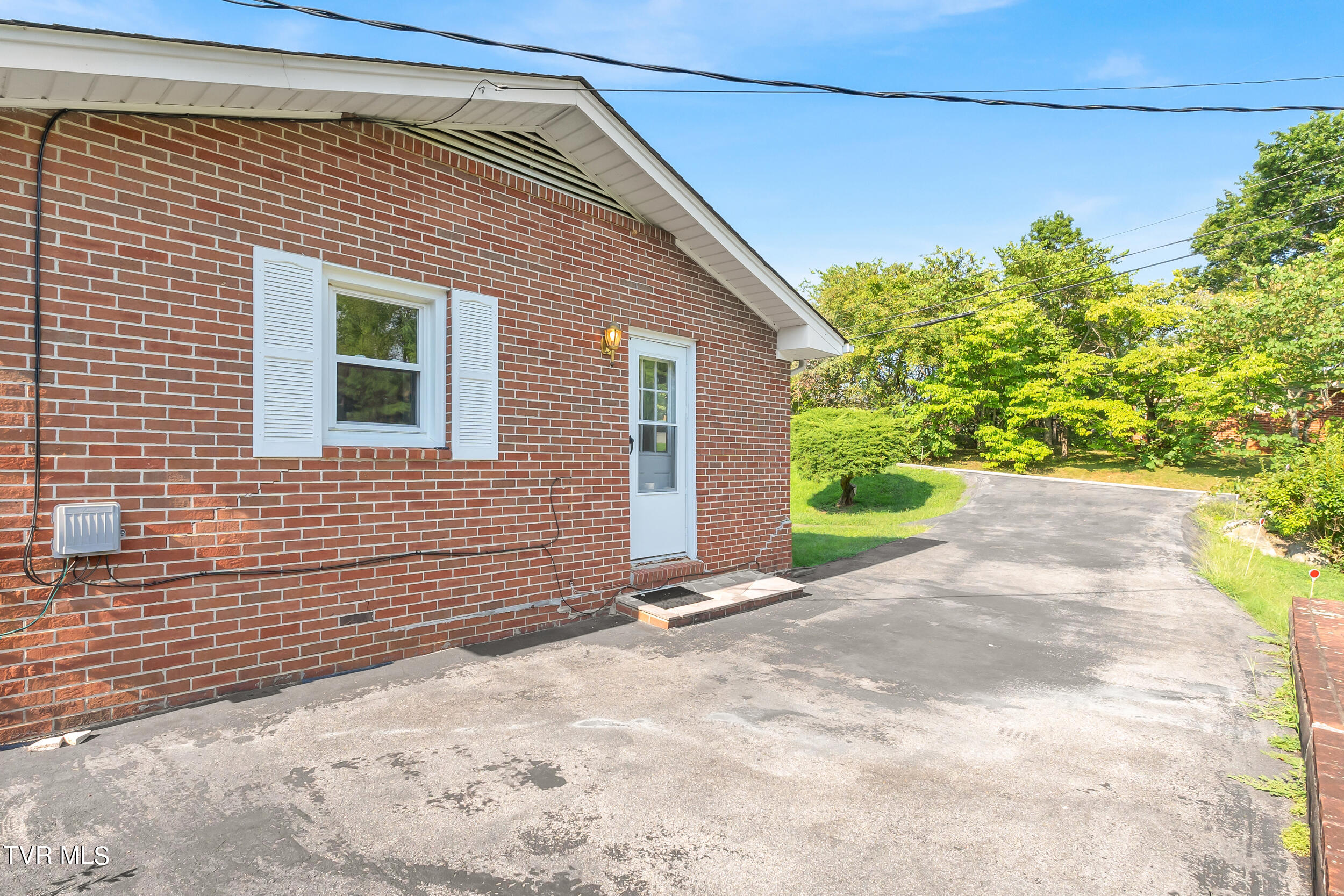 157 Hawk Street