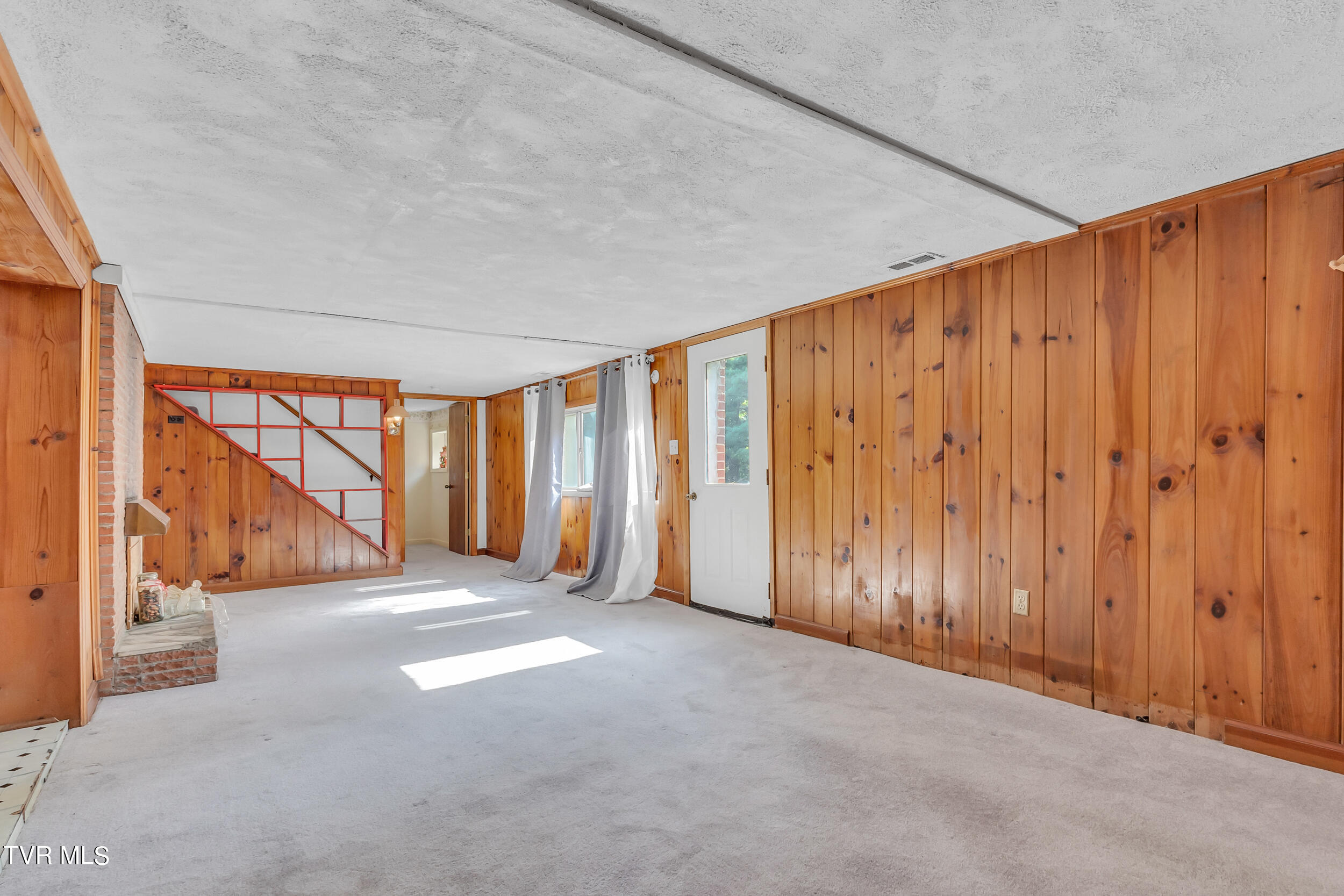 157 Hawk Street
