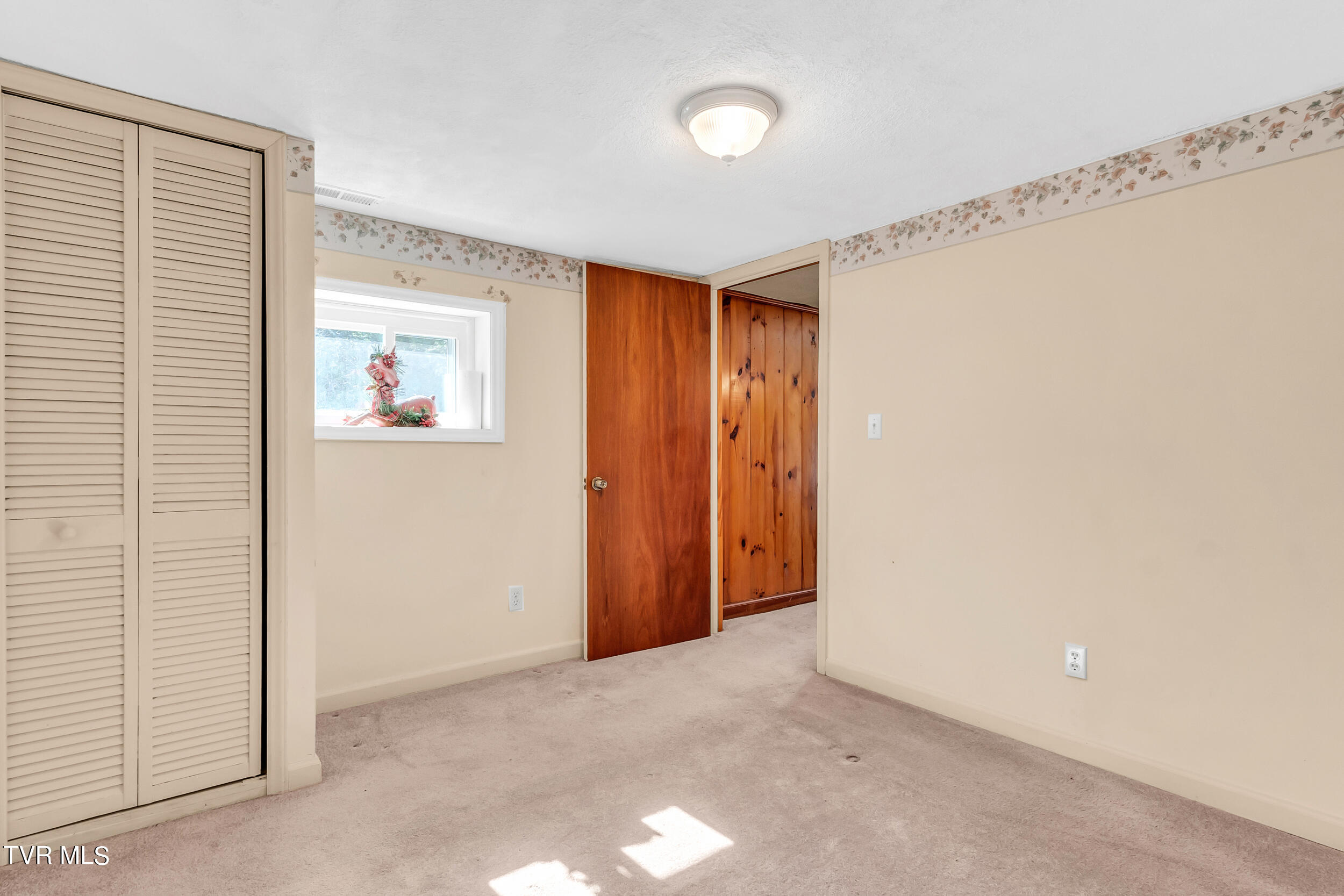 157 Hawk Street