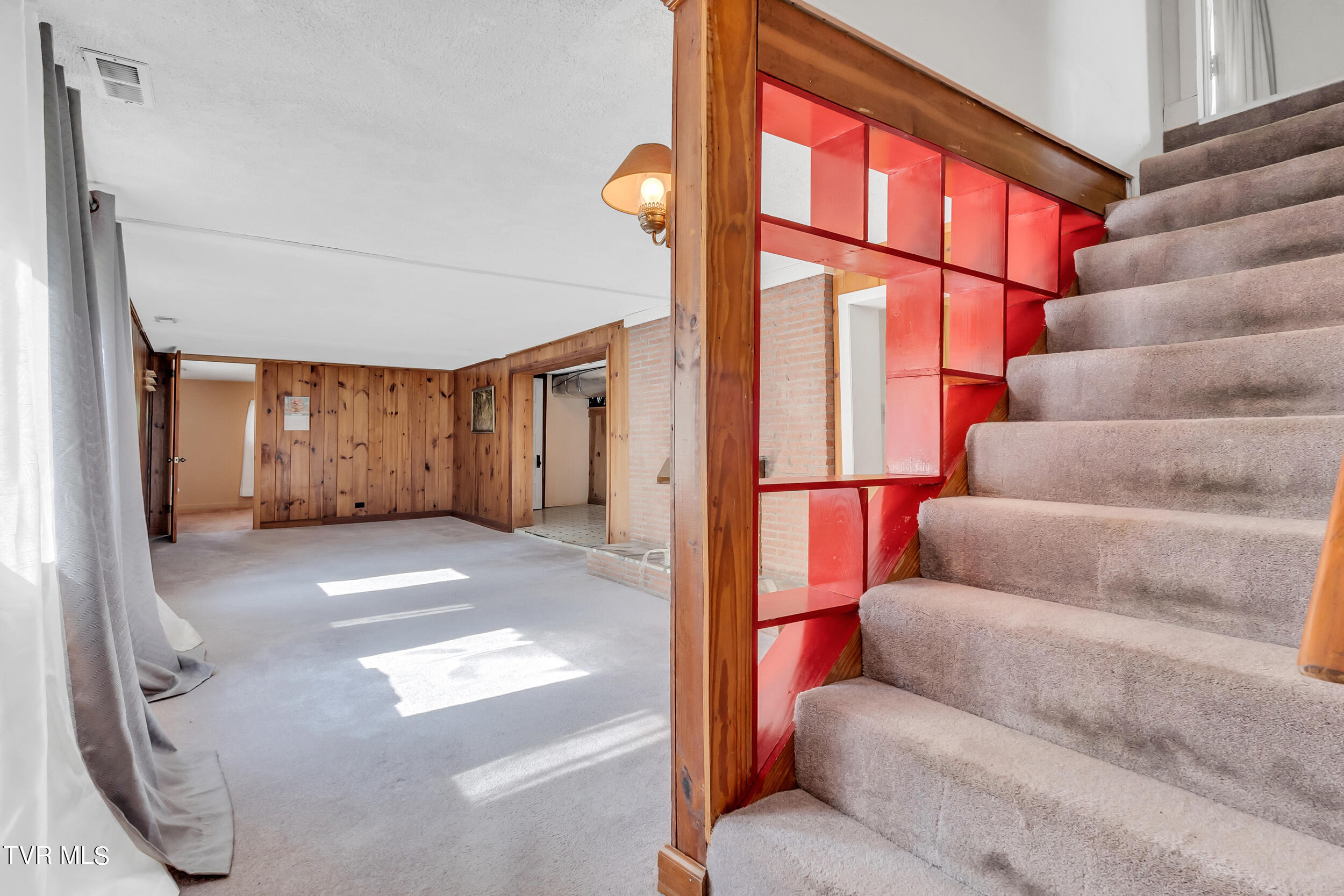 157 Hawk Street