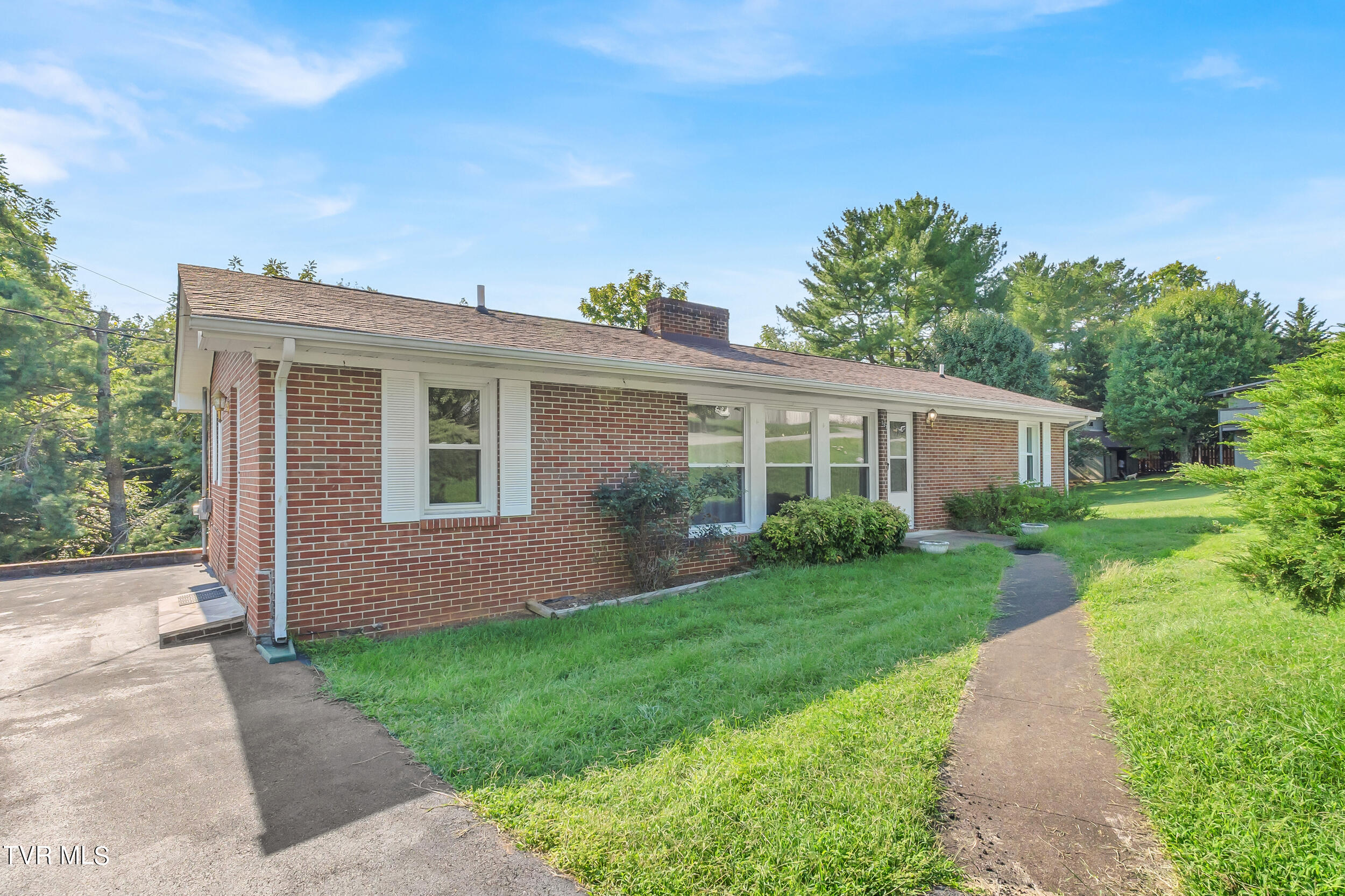 157 Hawk Street