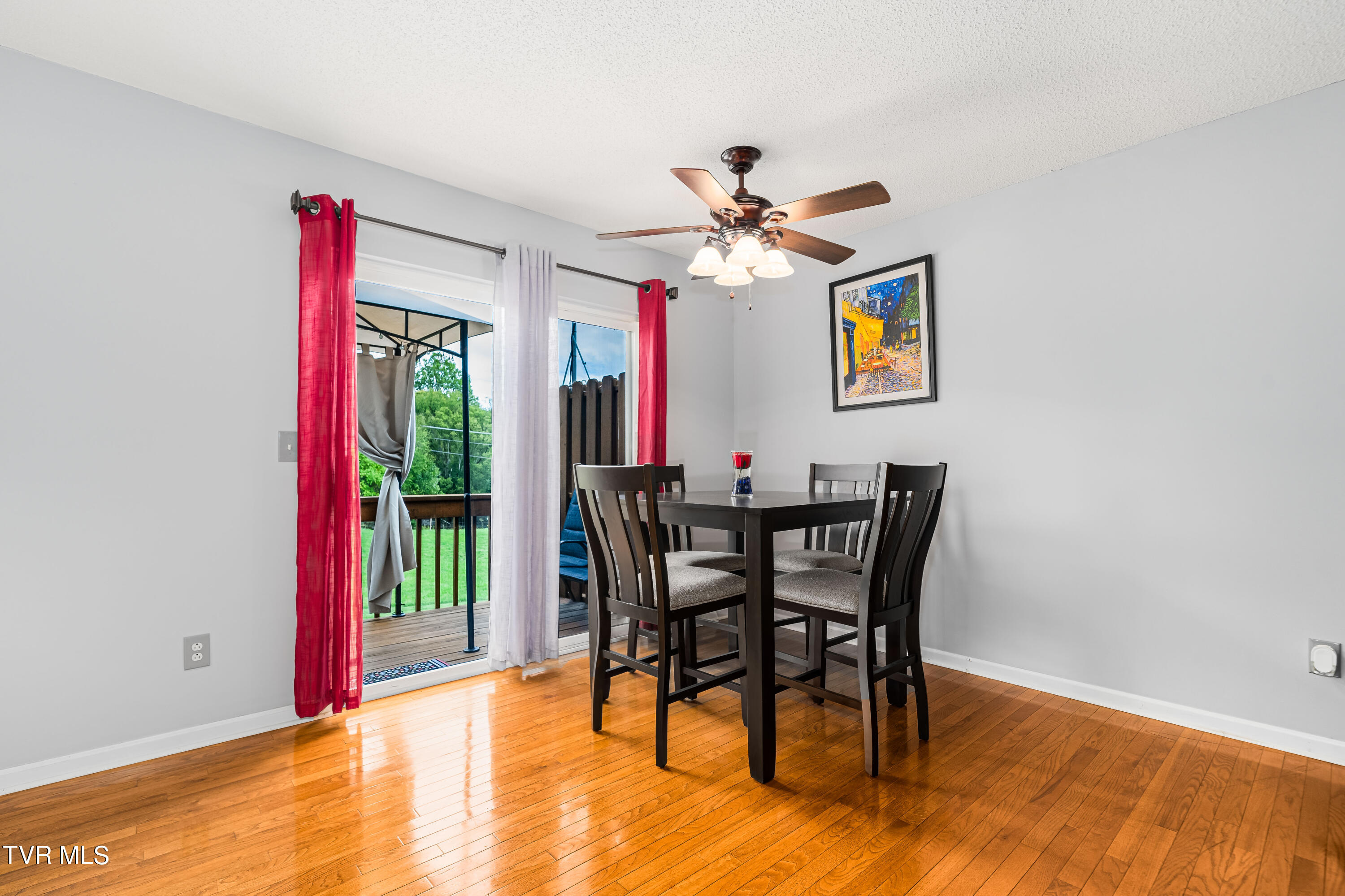 504 Hallbrook Drive, 27