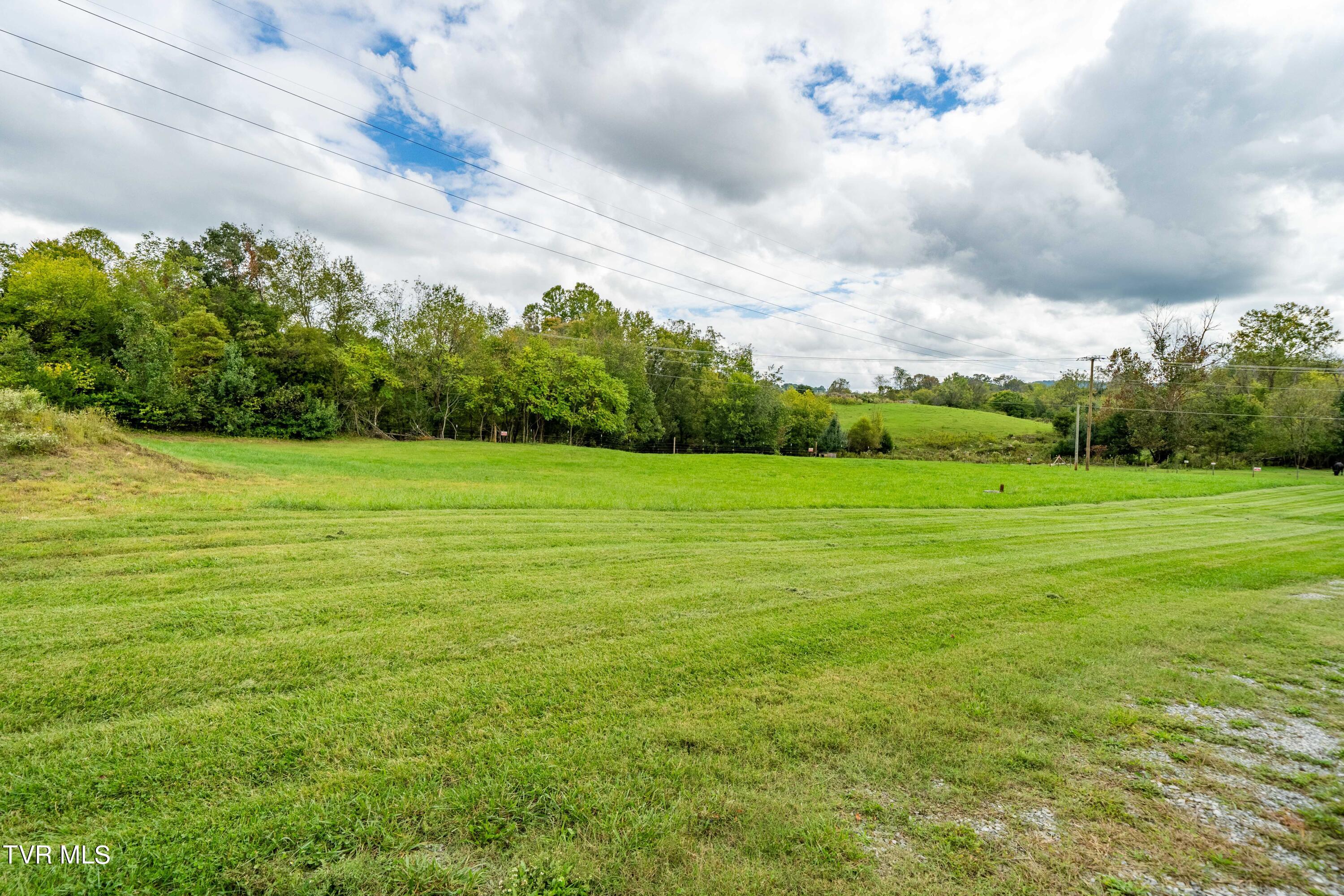 504 Hallbrook Drive, 27