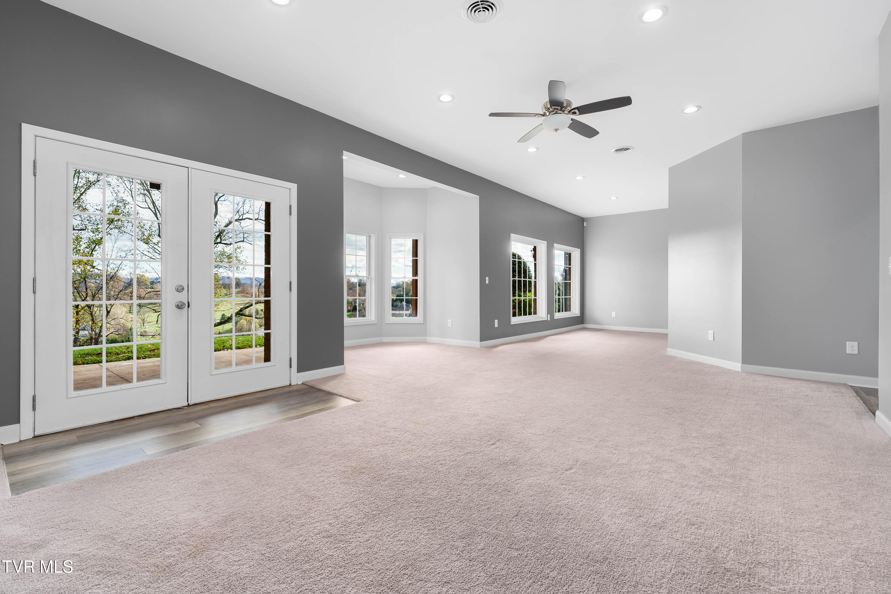 226 Michaels Ridge Boulevard