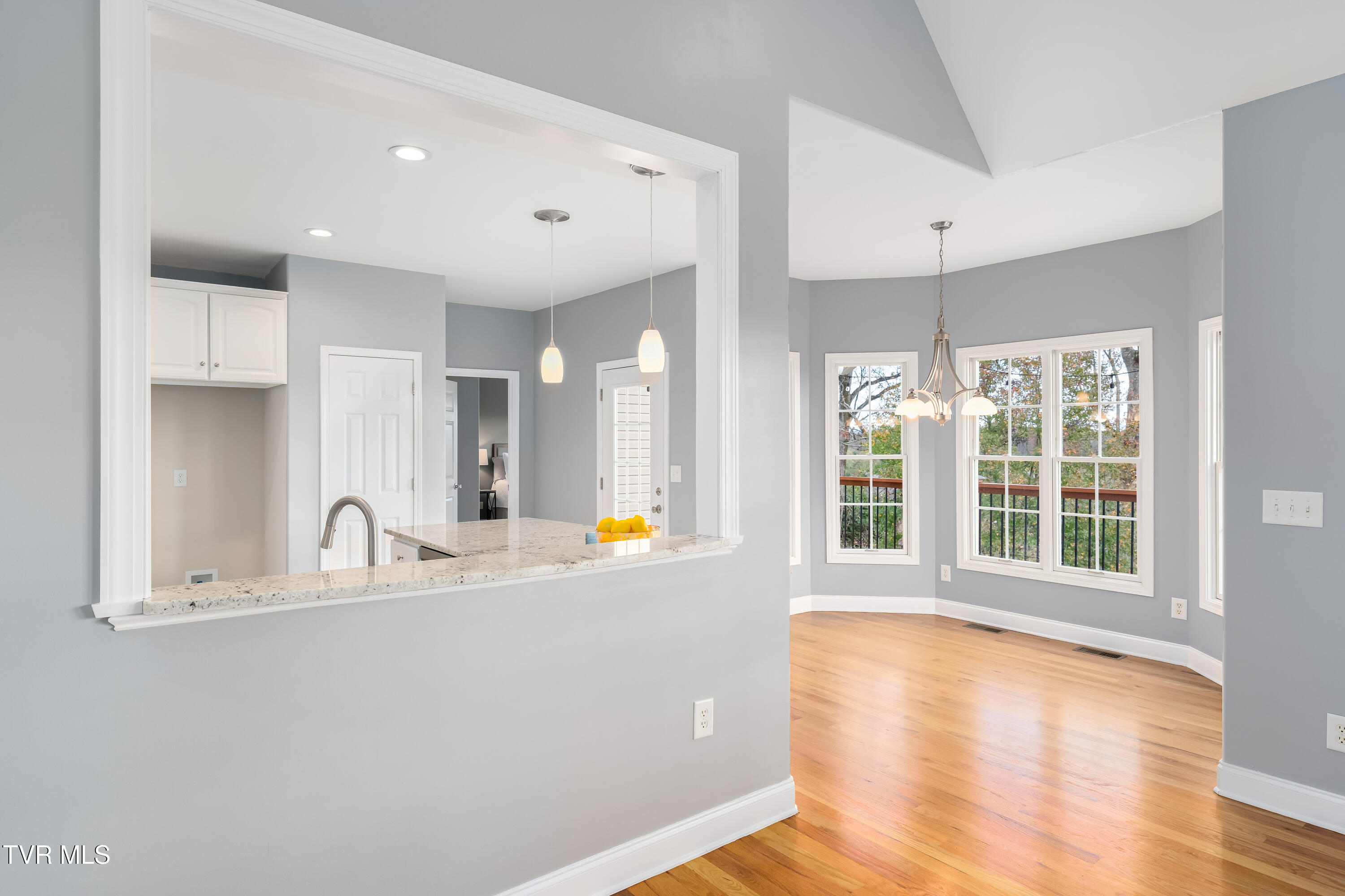226 Michaels Ridge Boulevard