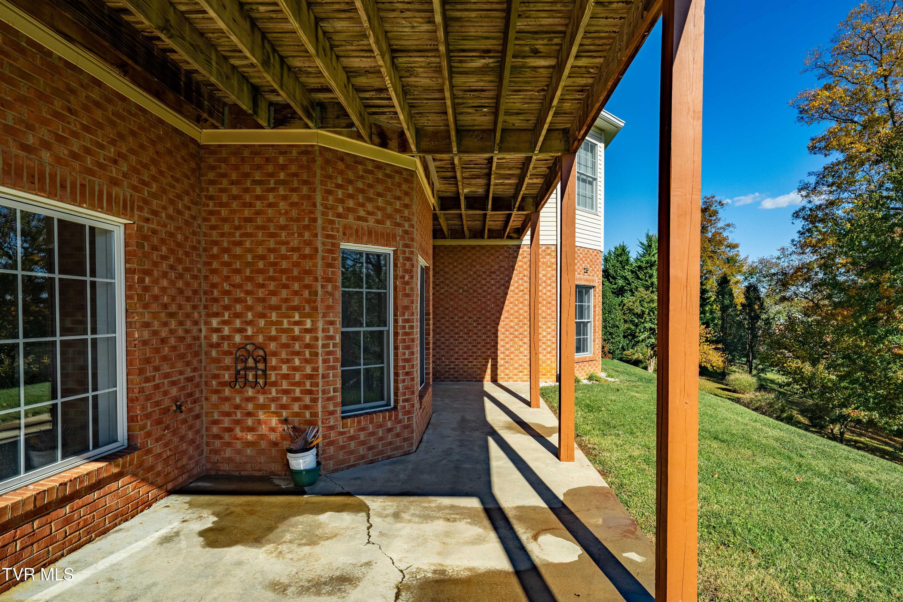 226 Michaels Ridge Boulevard