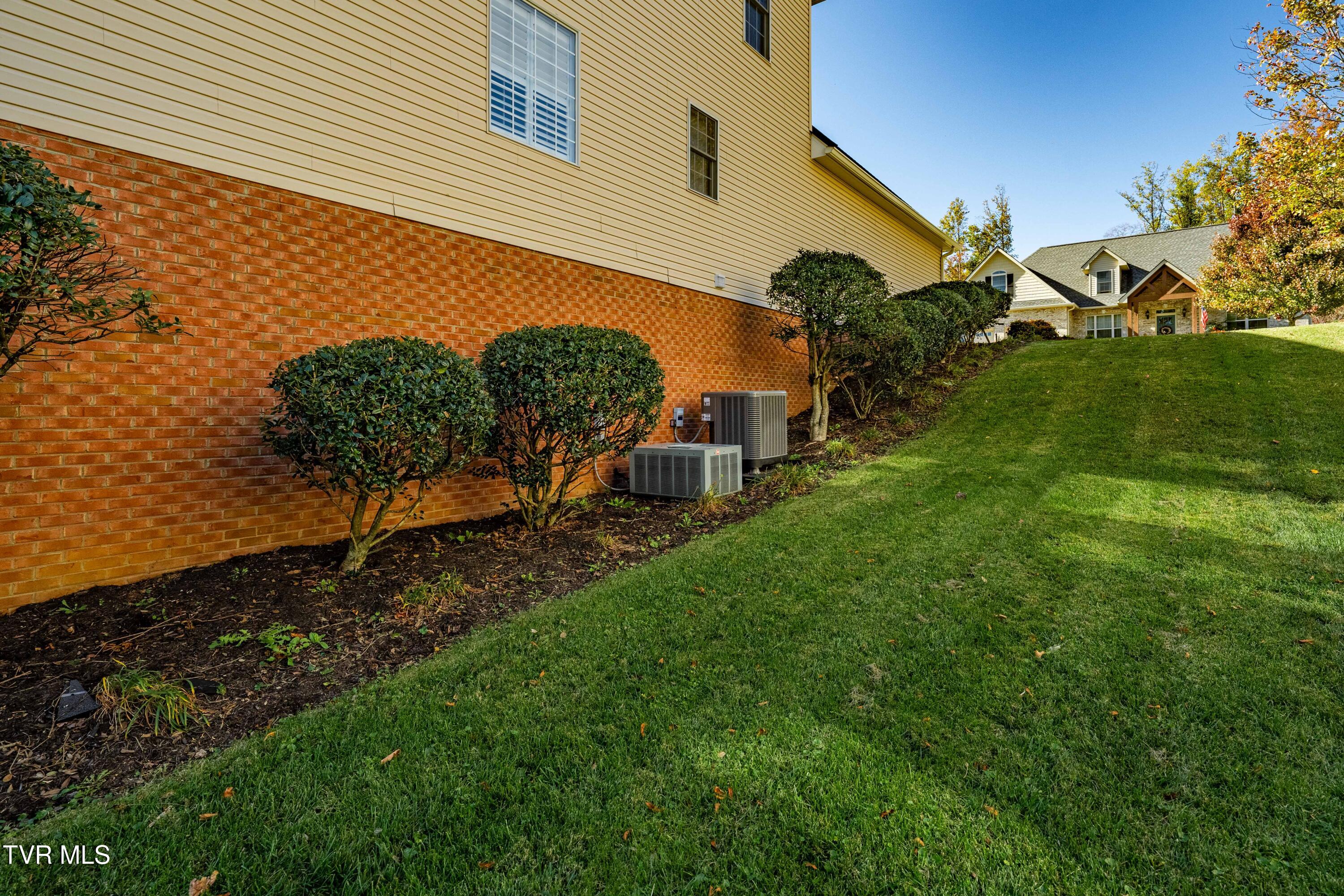 226 Michaels Ridge Boulevard