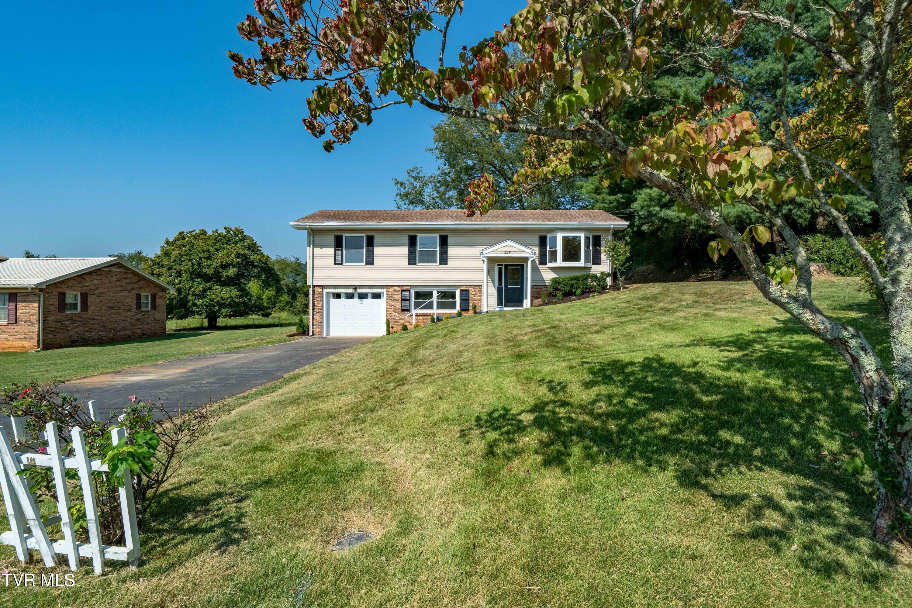 117 Aviation Drive