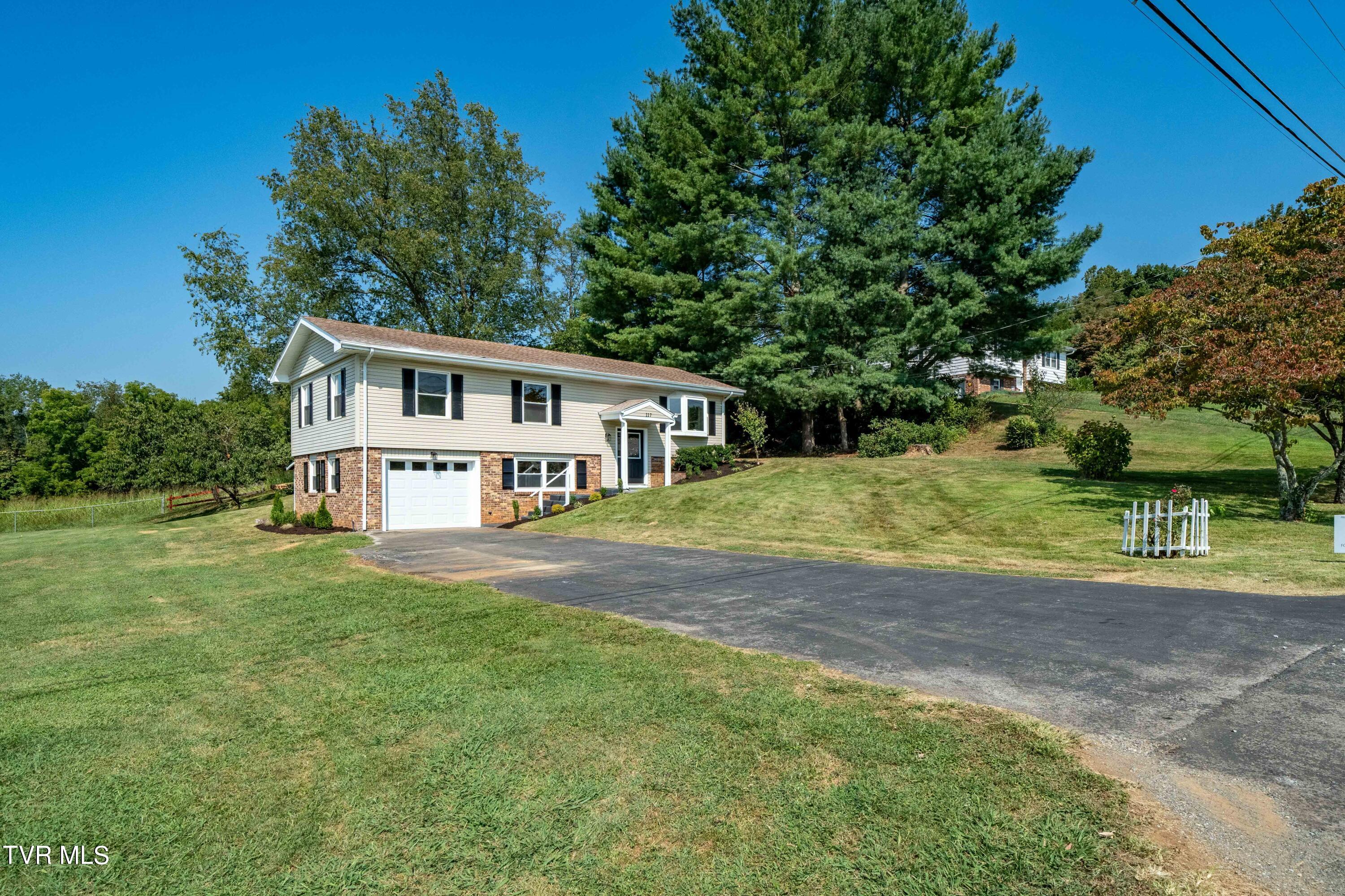 117 Aviation Drive