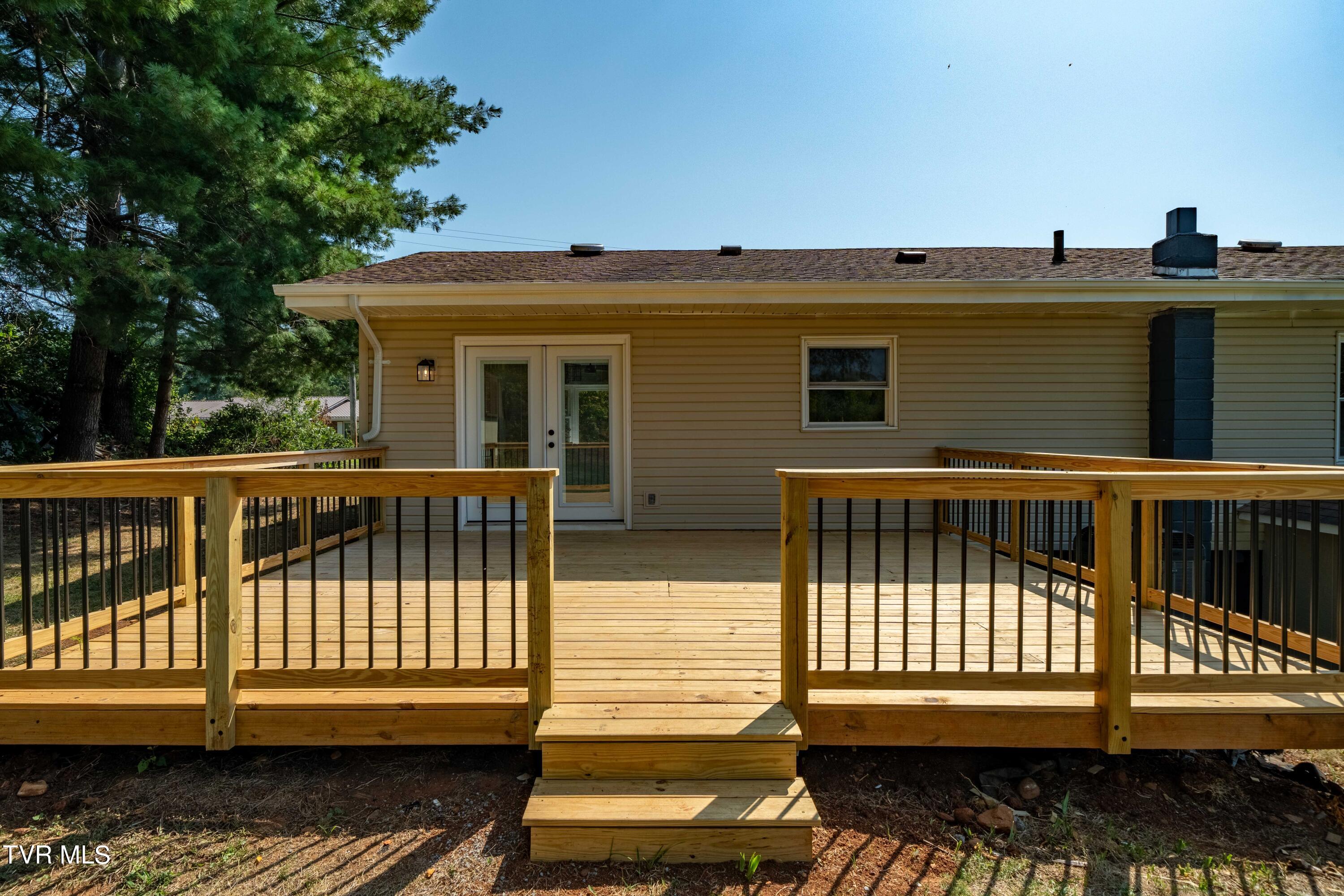 117 Aviation Drive