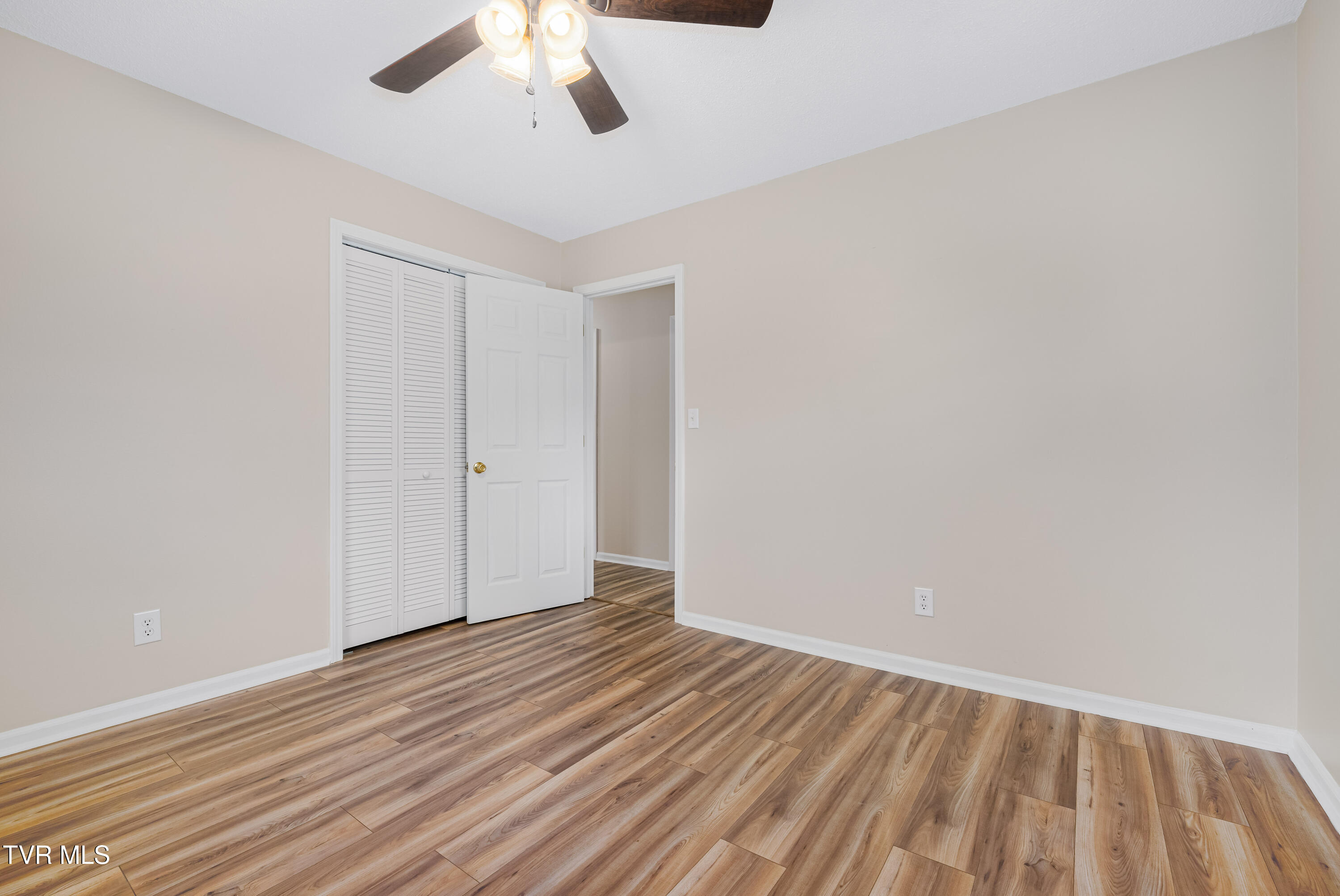 130 Greenmeadow Lane