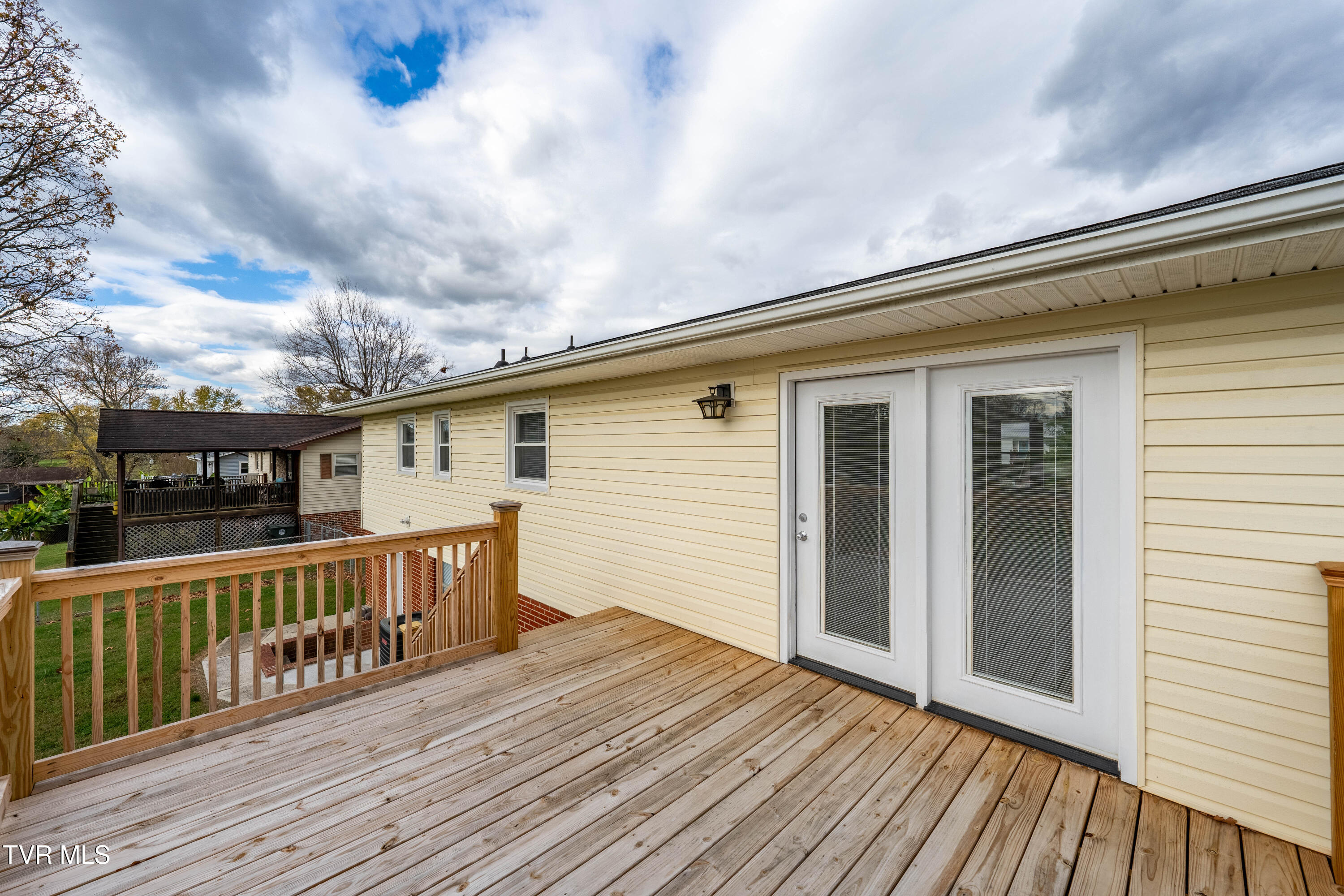 130 Greenmeadow Lane