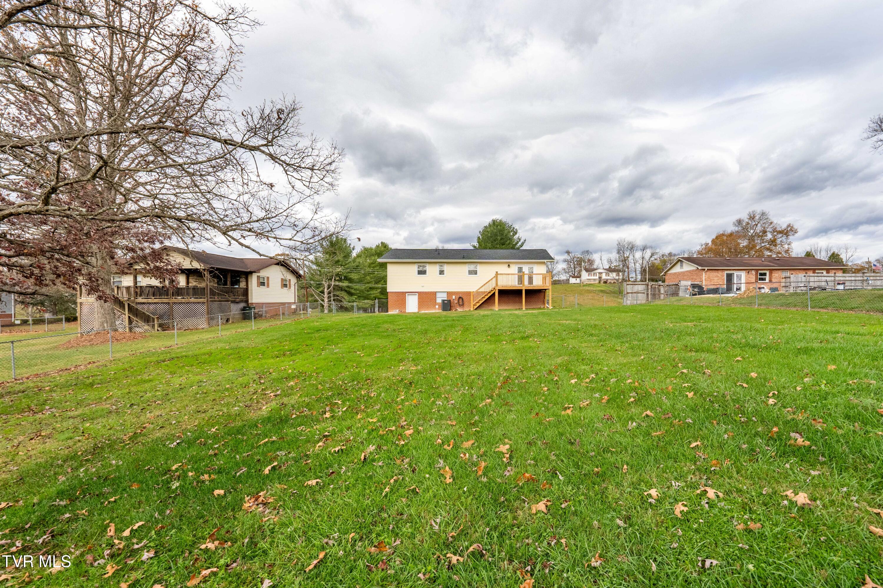 130 Greenmeadow Lane
