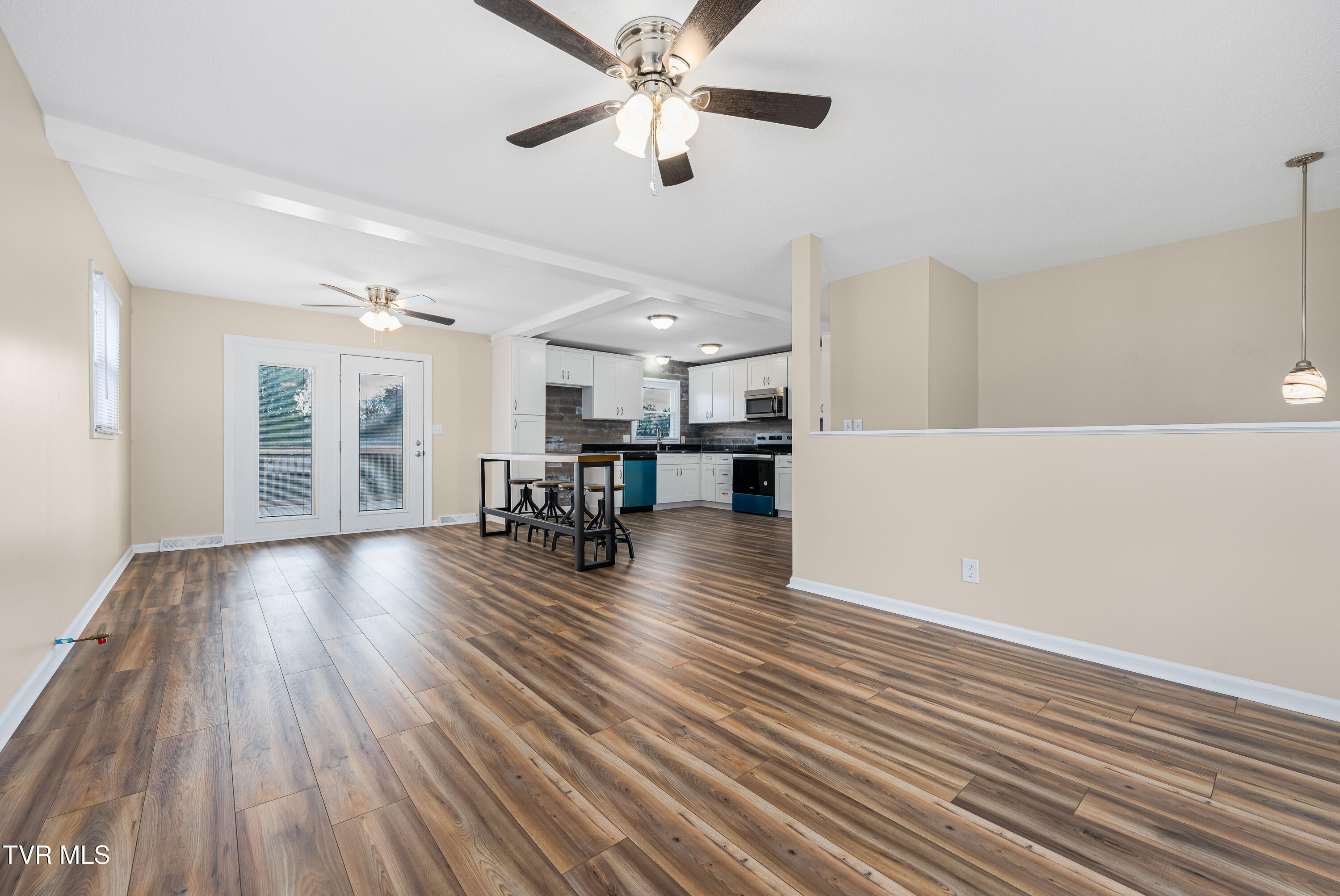 130 Greenmeadow Lane