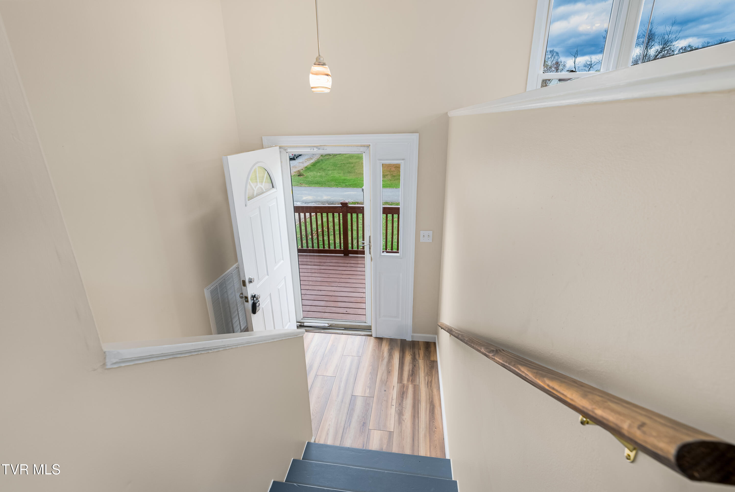 130 Greenmeadow Lane