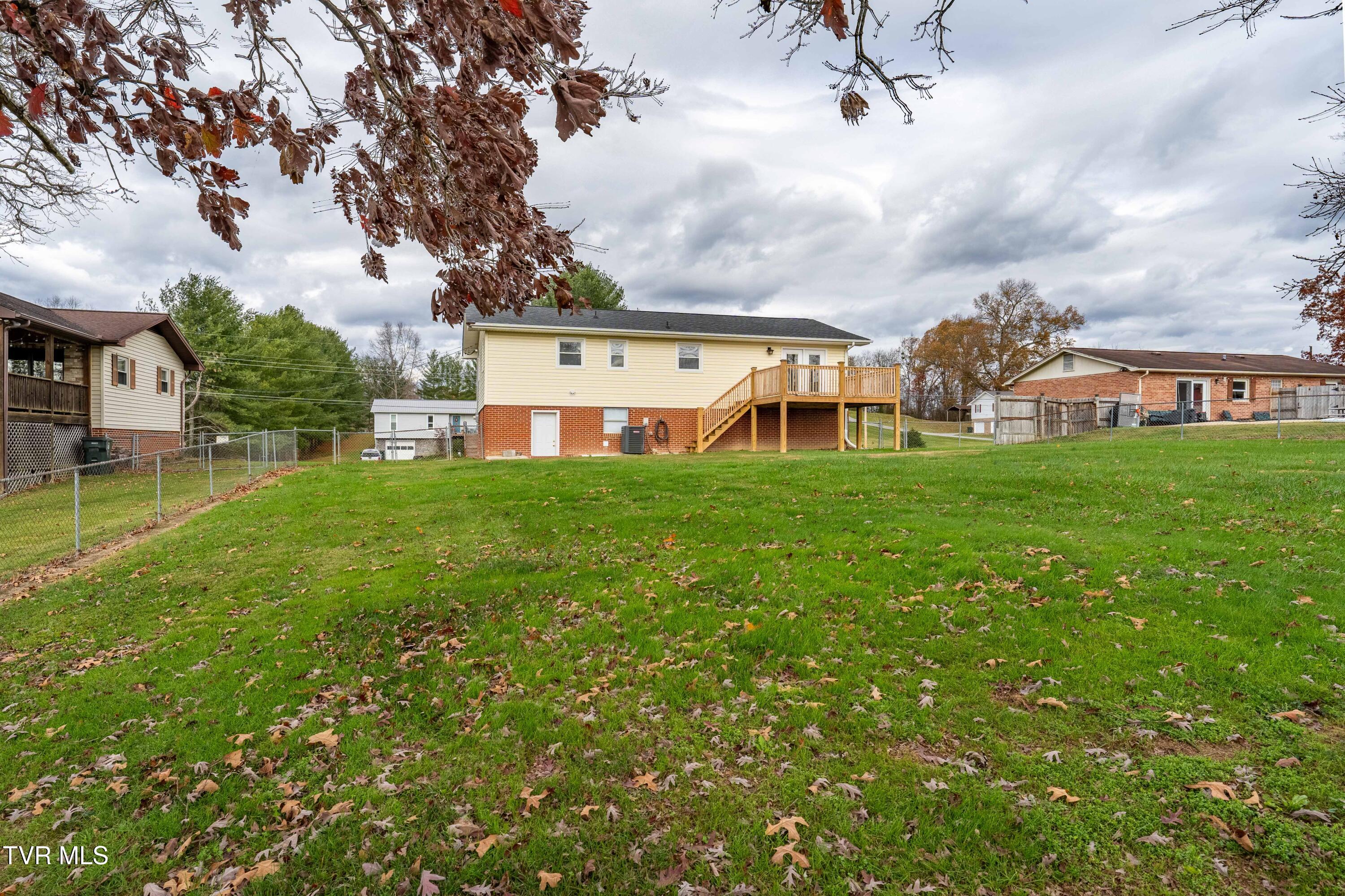 130 Greenmeadow Lane