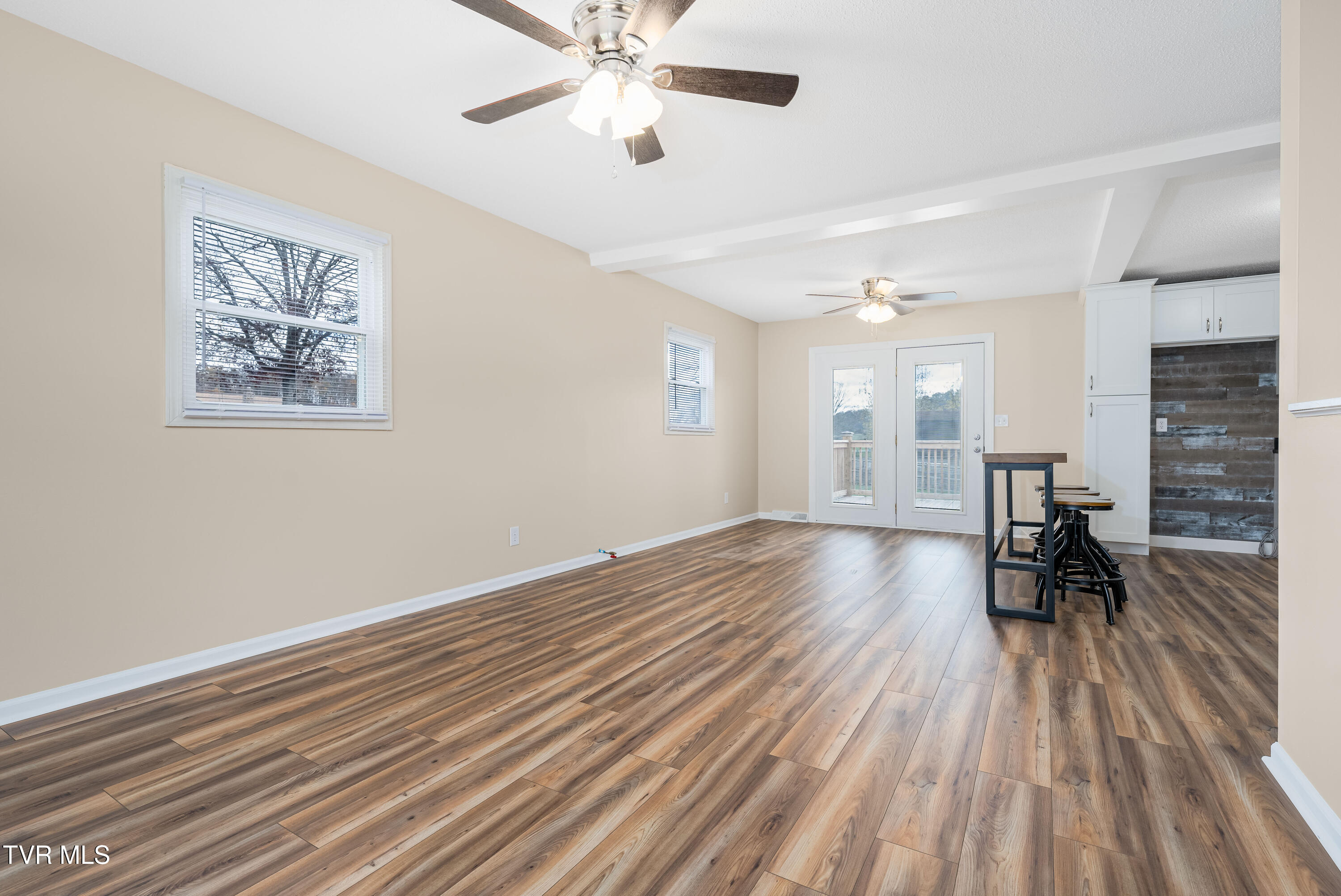 130 Greenmeadow Lane
