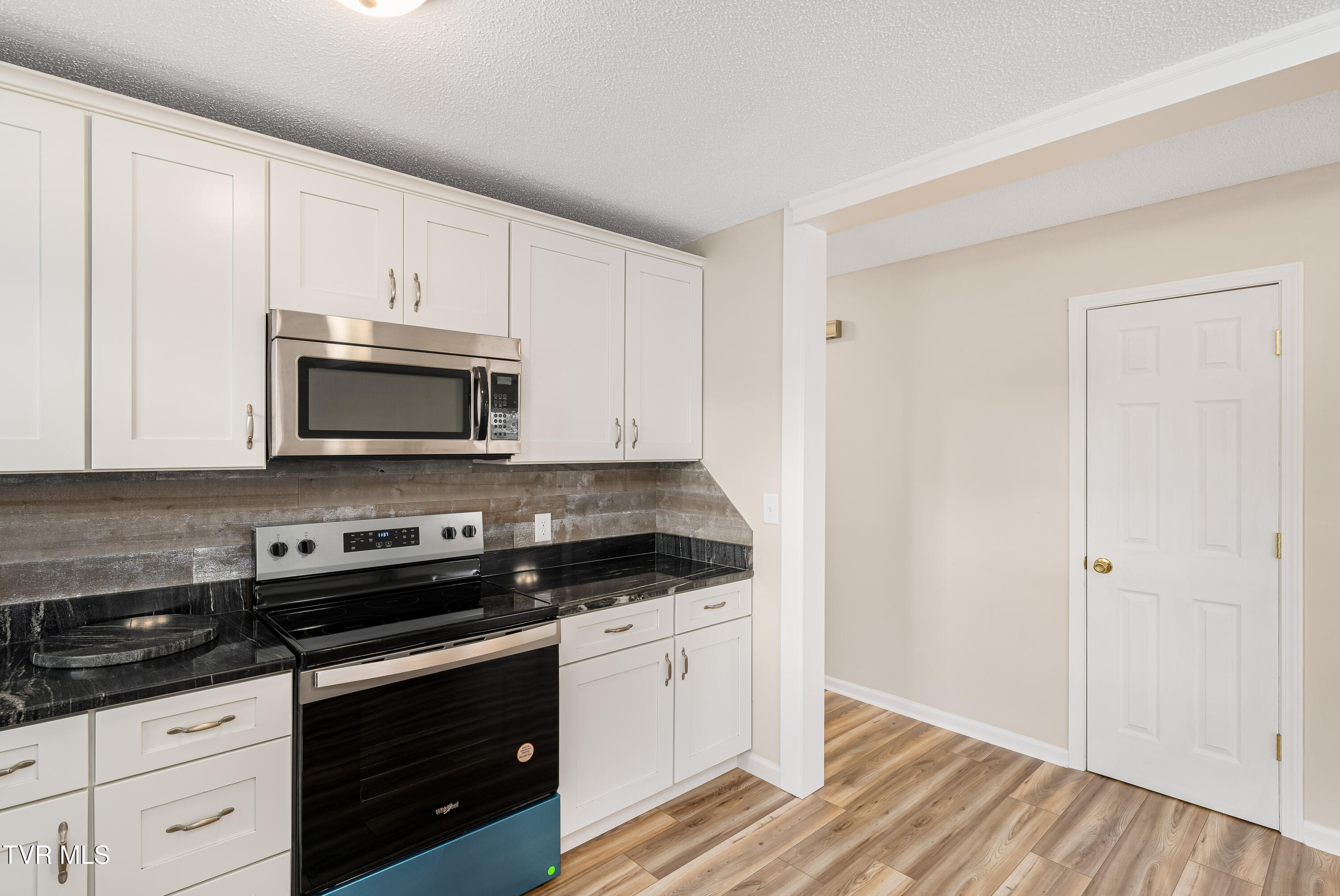 130 Greenmeadow Lane