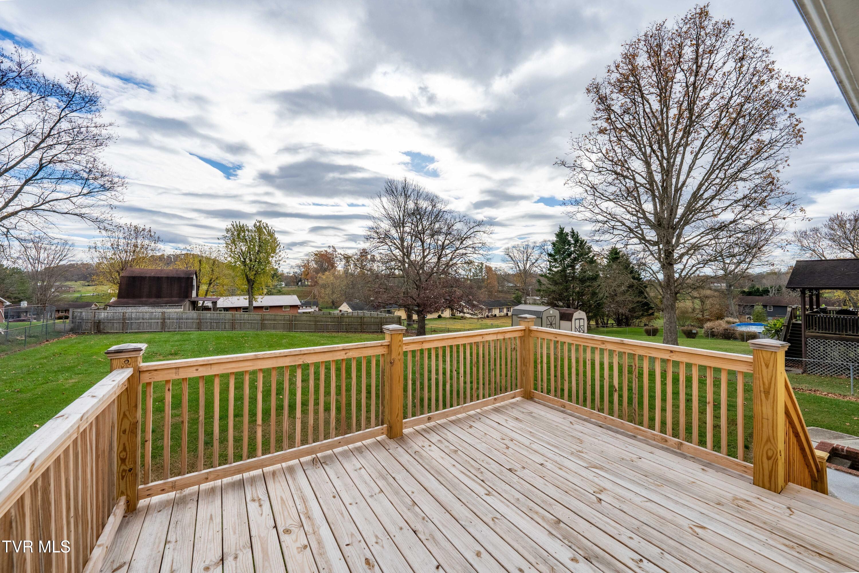 130 Greenmeadow Lane