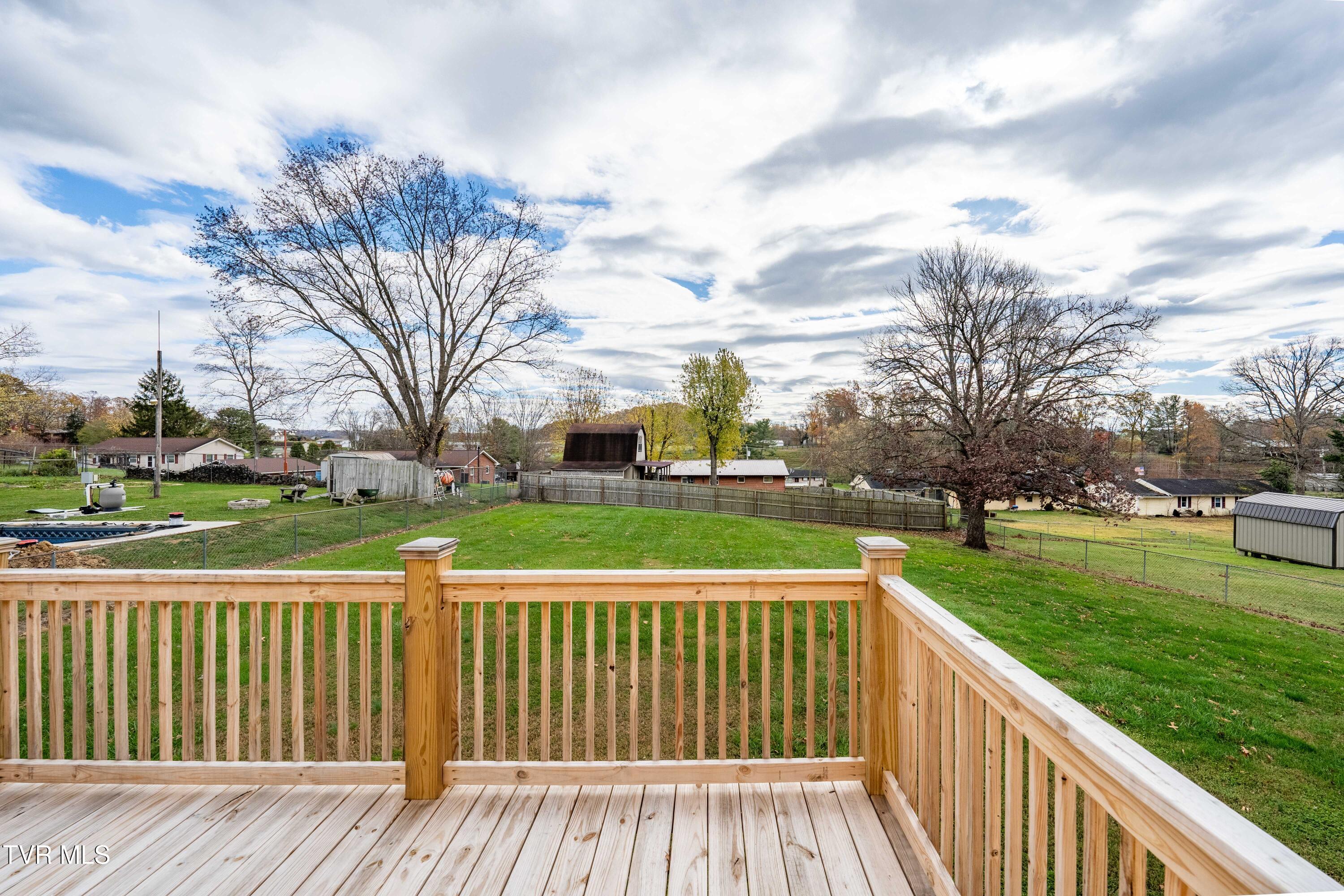 130 Greenmeadow Lane