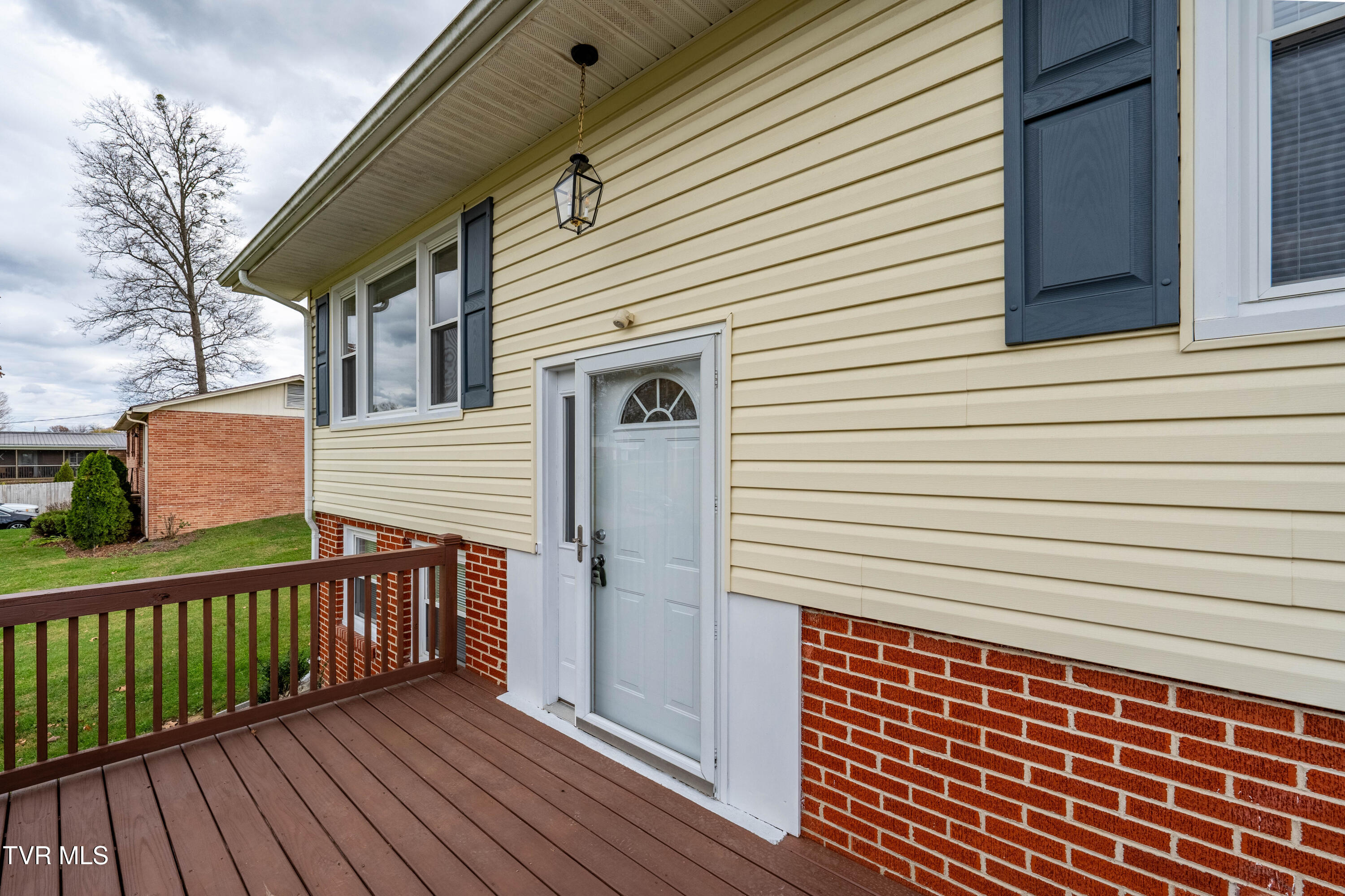 130 Greenmeadow Lane