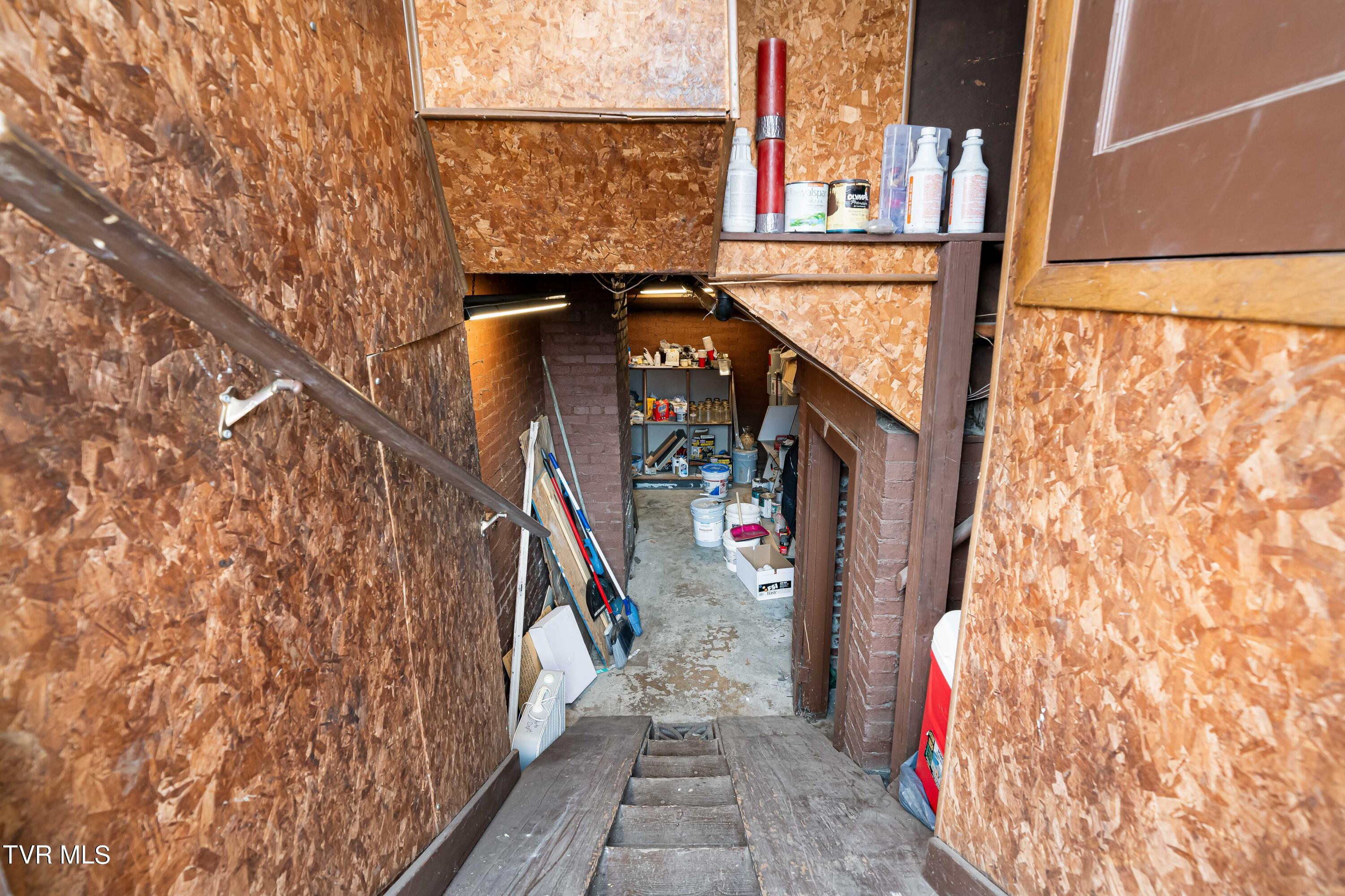 2020 East Center Street