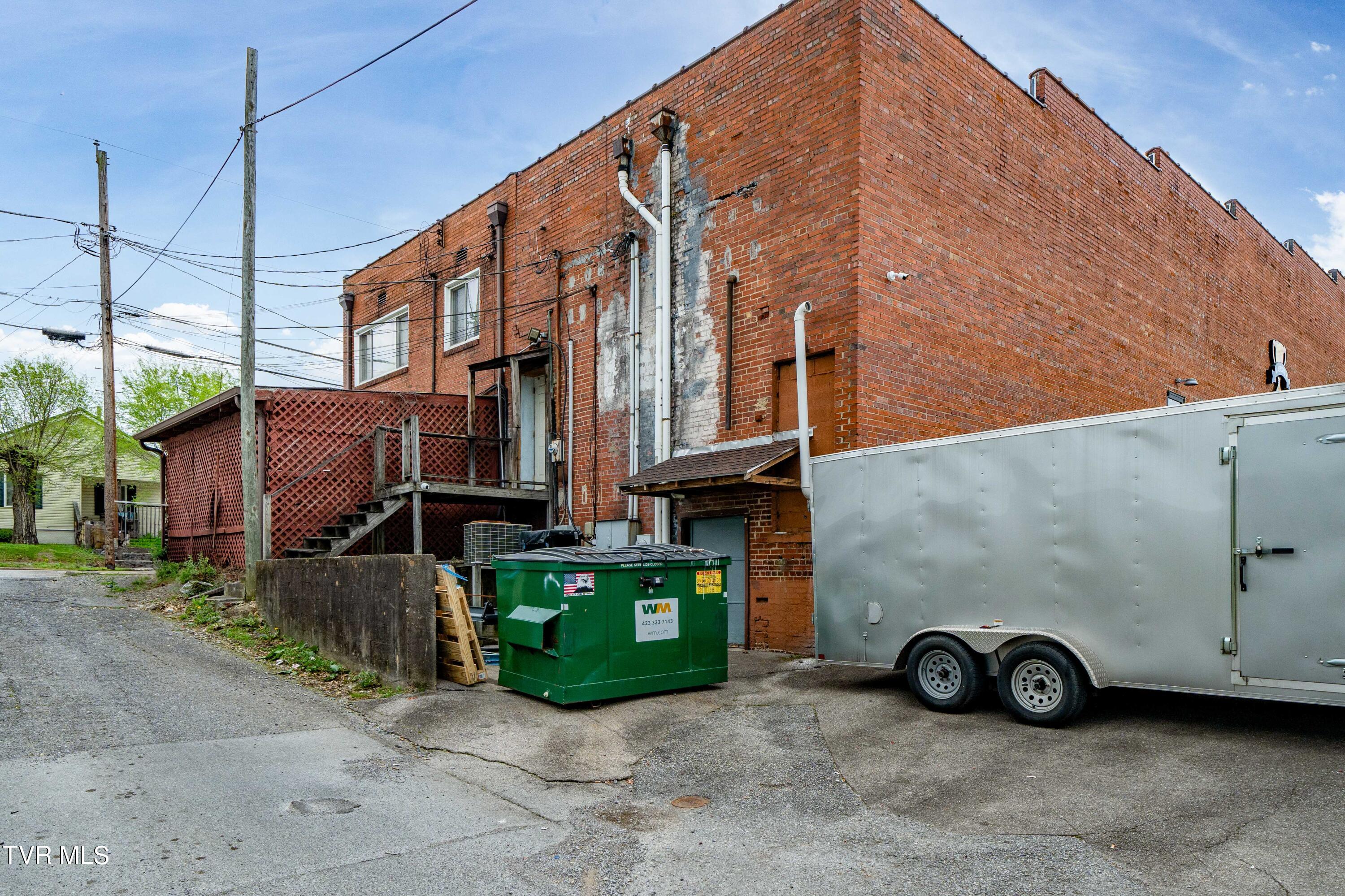 2020 East Center Street