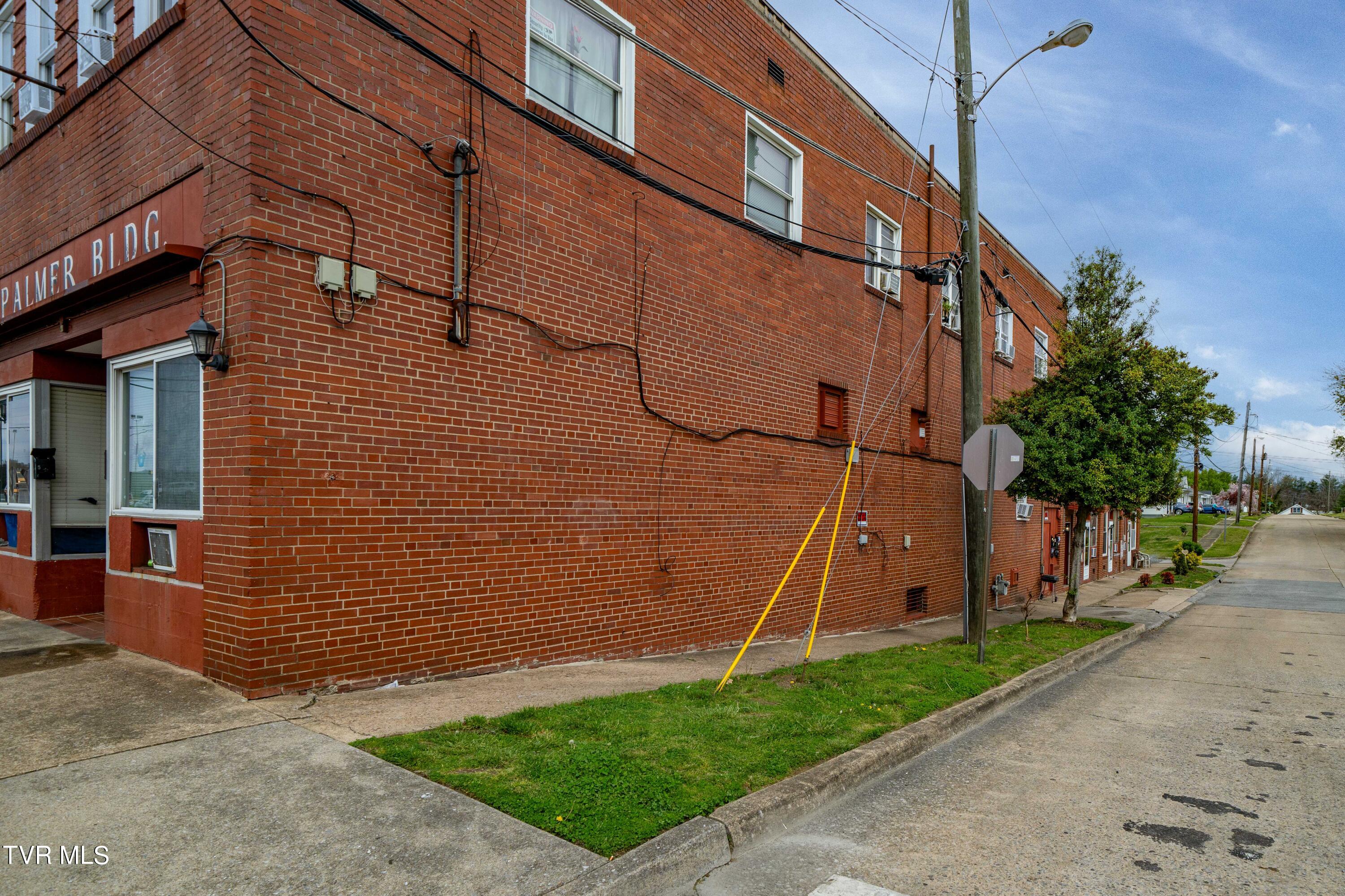 2020 East Center Street