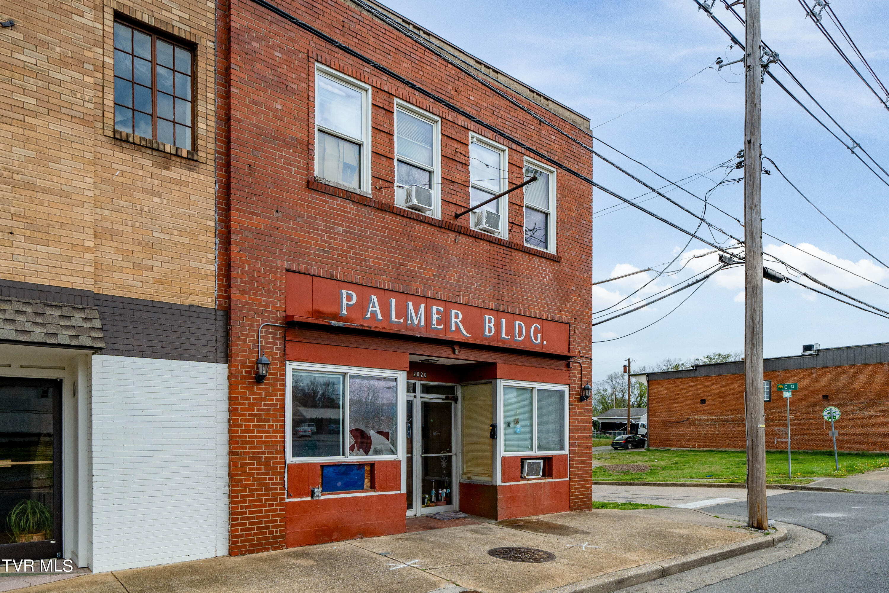 2020 East Center Street