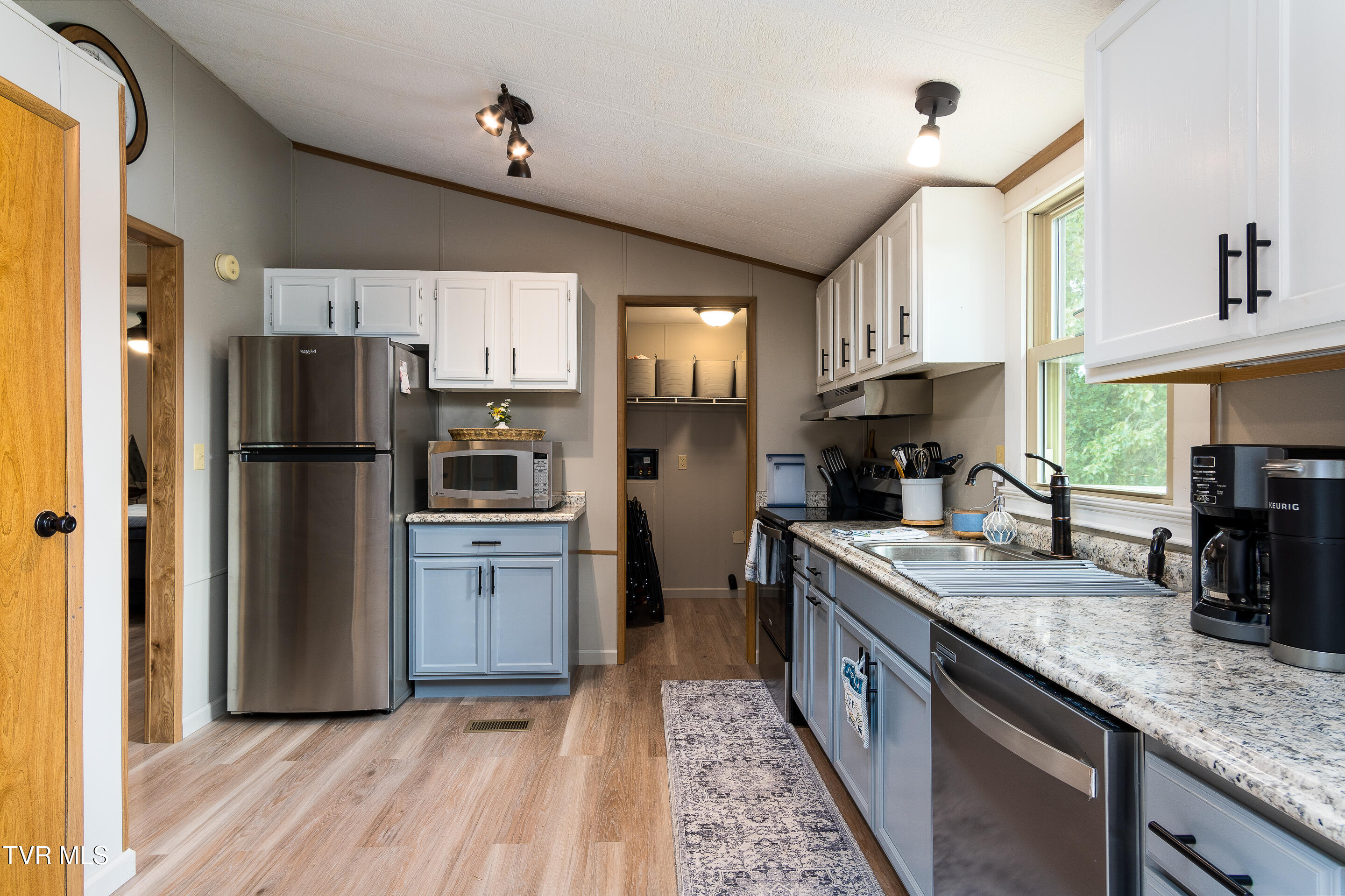 564 Hideaway Farm Road