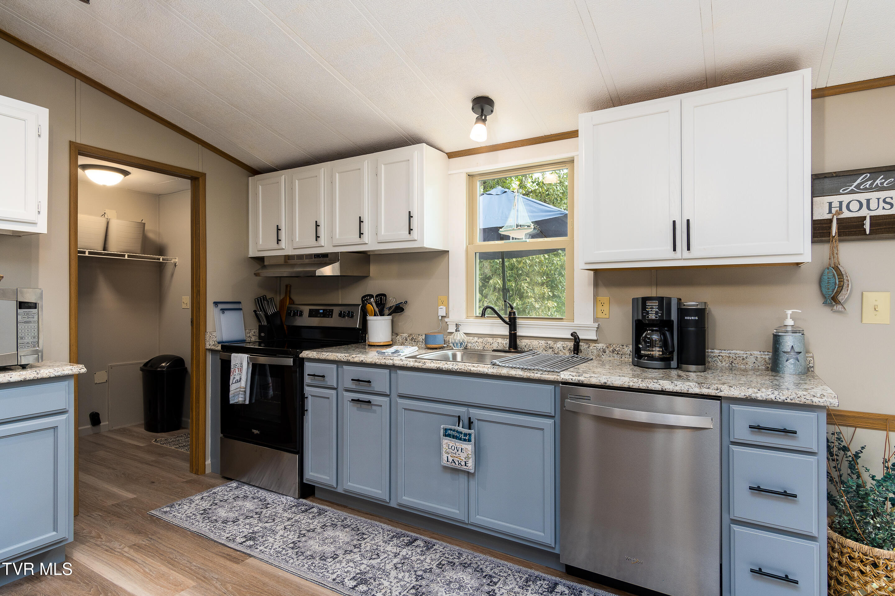 564 Hideaway Farm Road