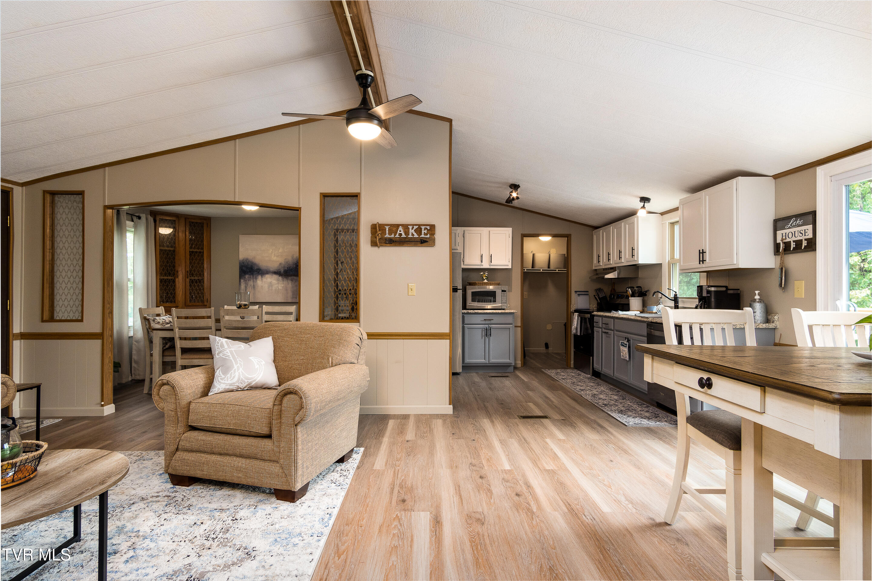 564 Hideaway Farm Road