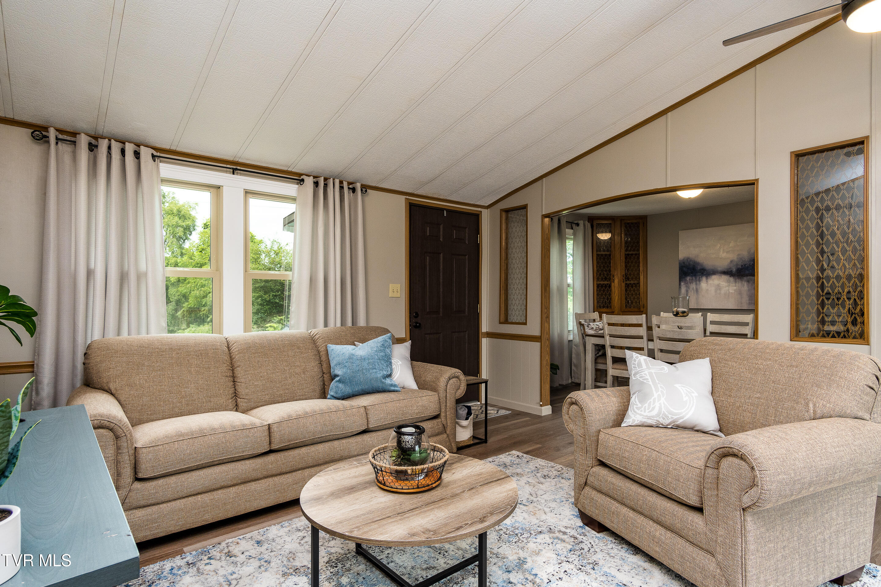 564 Hideaway Farm Road