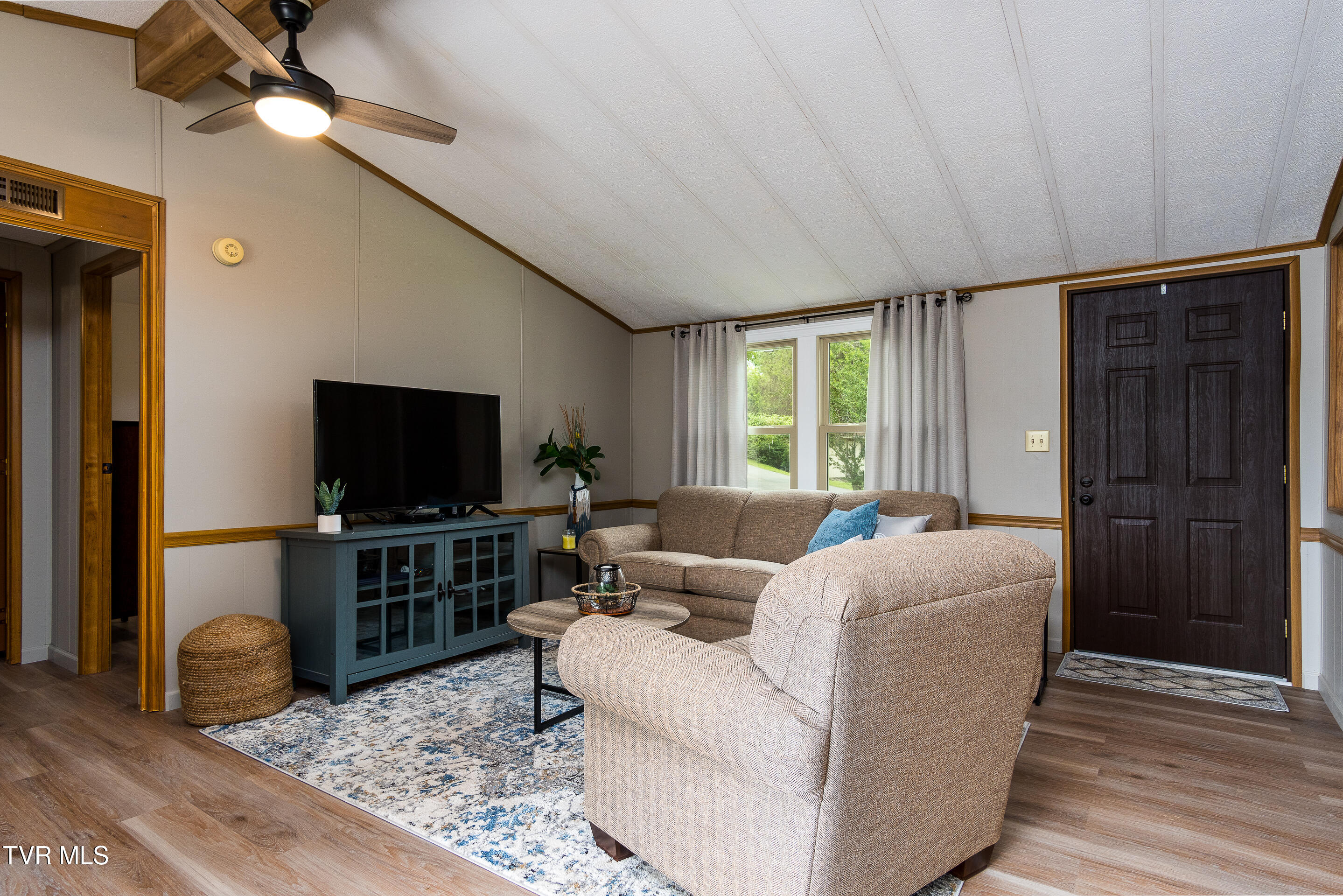 564 Hideaway Farm Road
