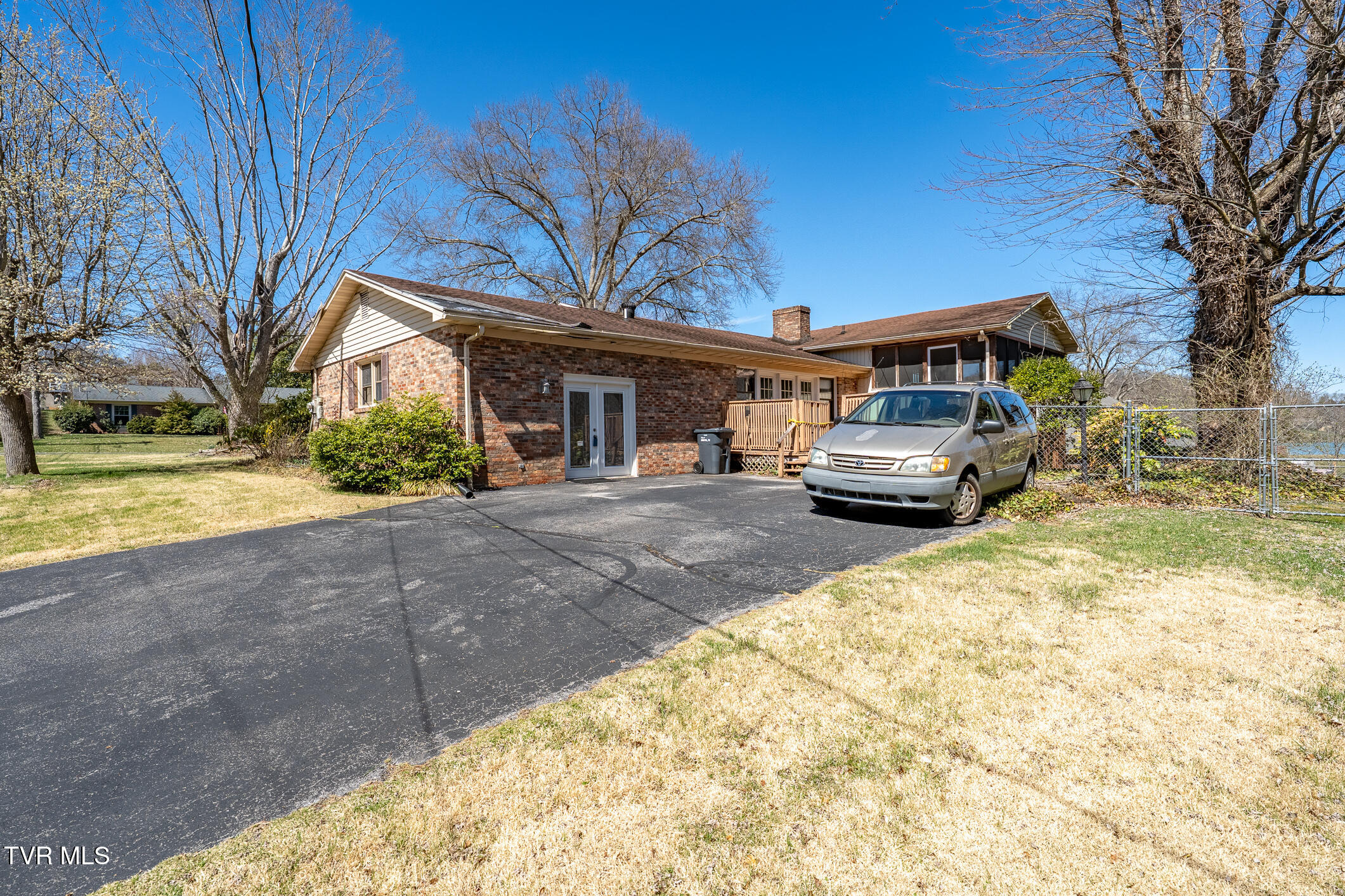 300 Redstone Drive