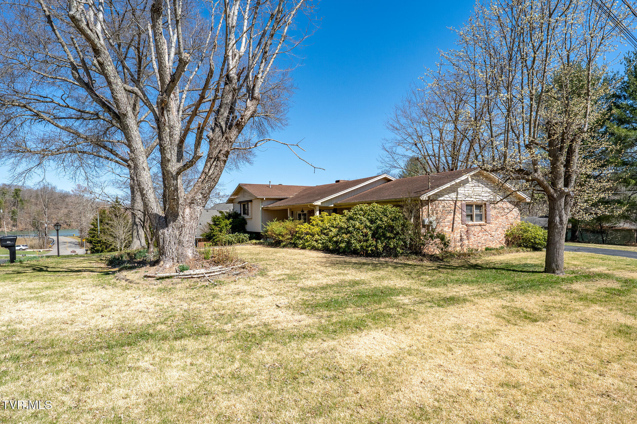 300 Redstone Drive