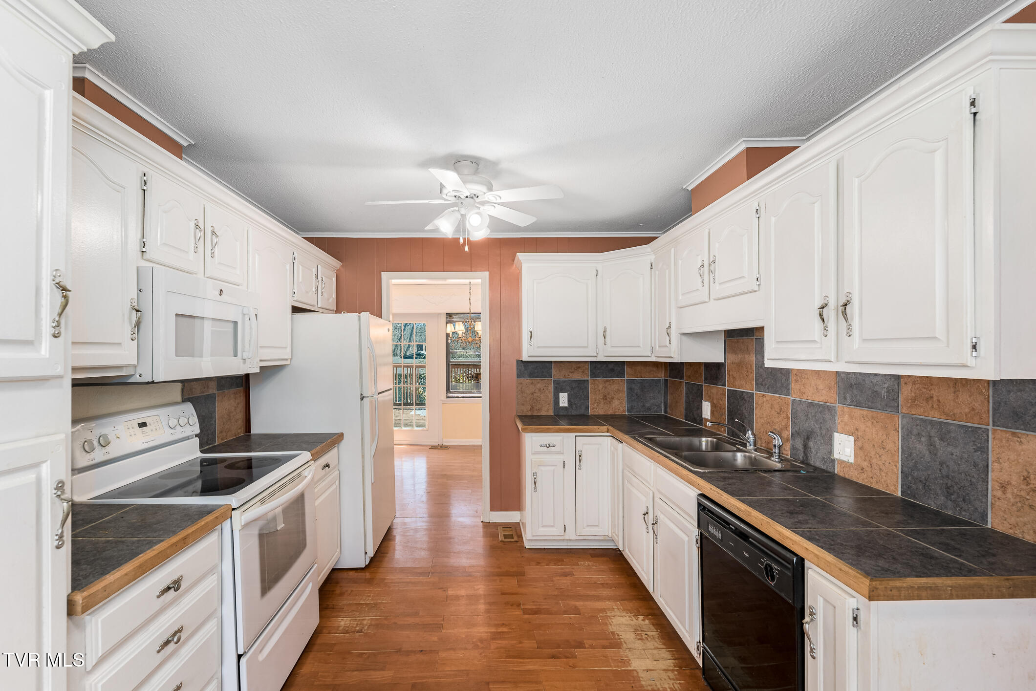 300 Redstone Drive
